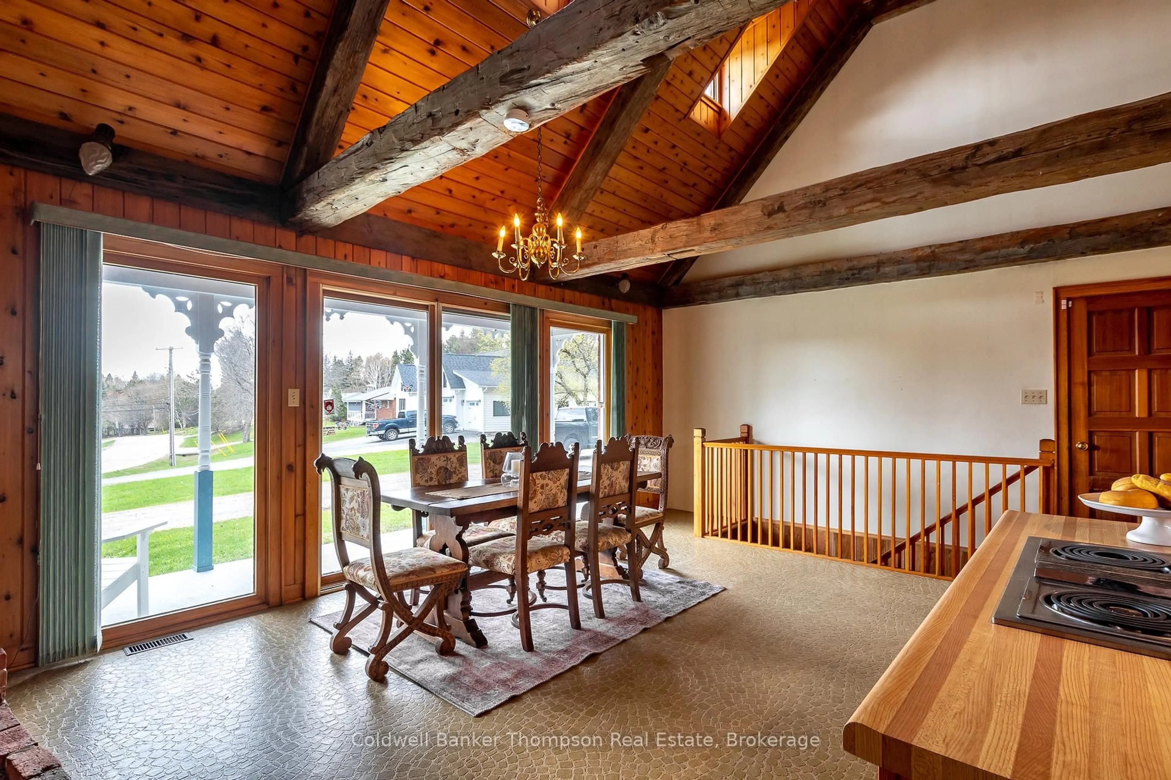 Dining room, unknown for 124 Hunters Bay Dr, Huntsville Ontario P1H 1M9