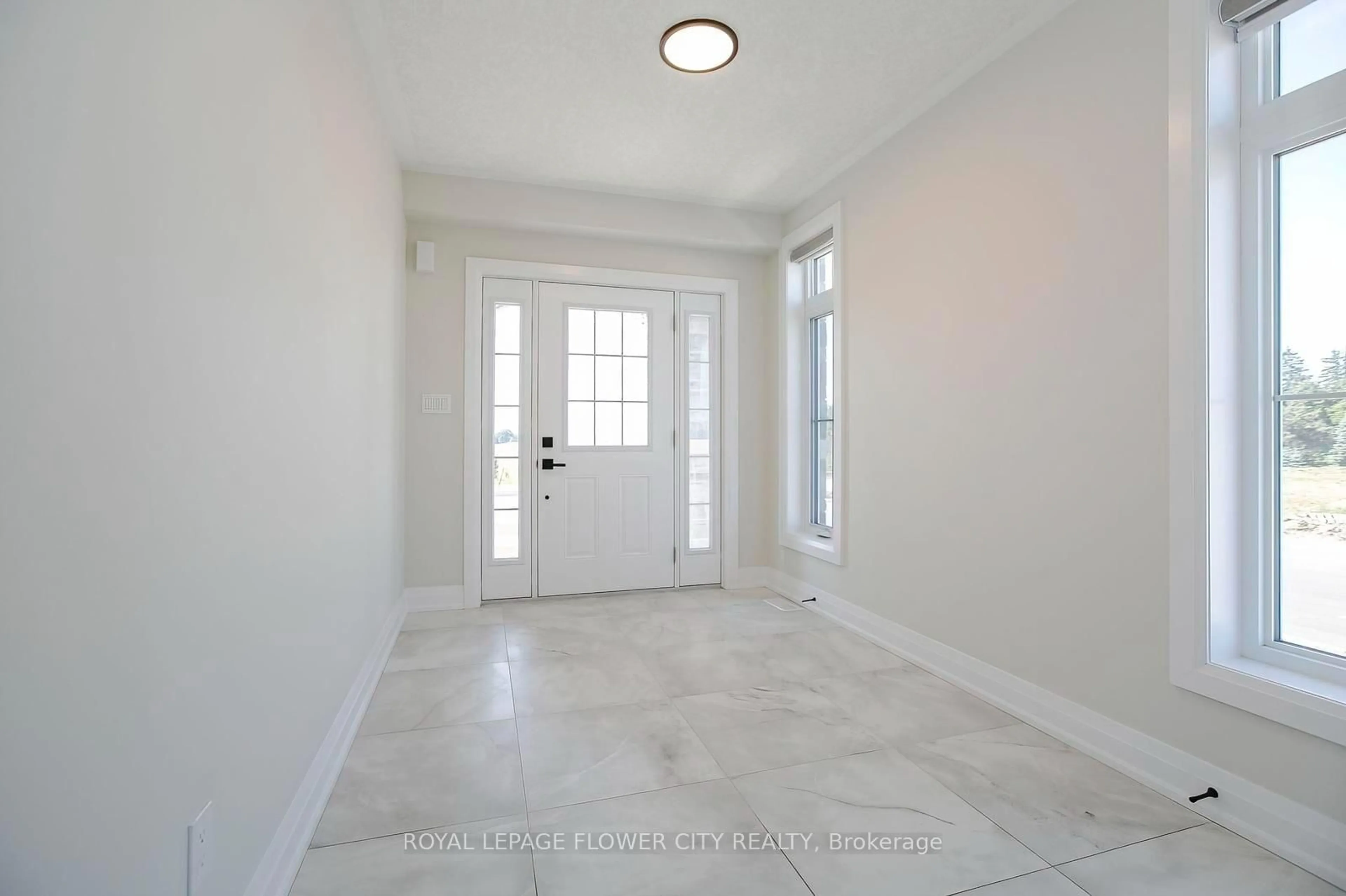 Indoor entryway for 174 Shaded Creek Dr, Kitchener Ontario N2P 0K7