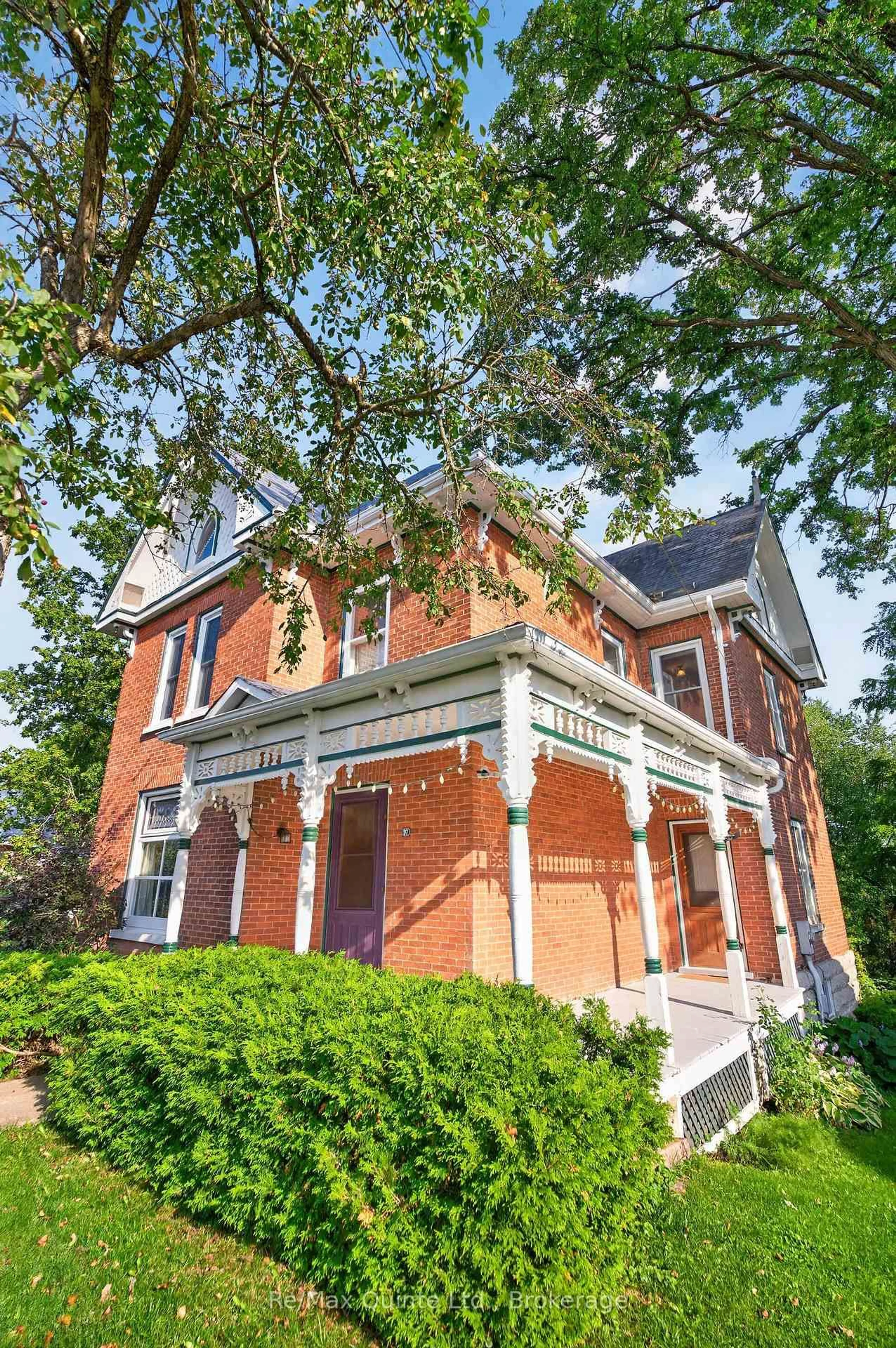 Home with brick exterior material, building for 97 St Lawrence St, Madoc Ontario K0K 2K0