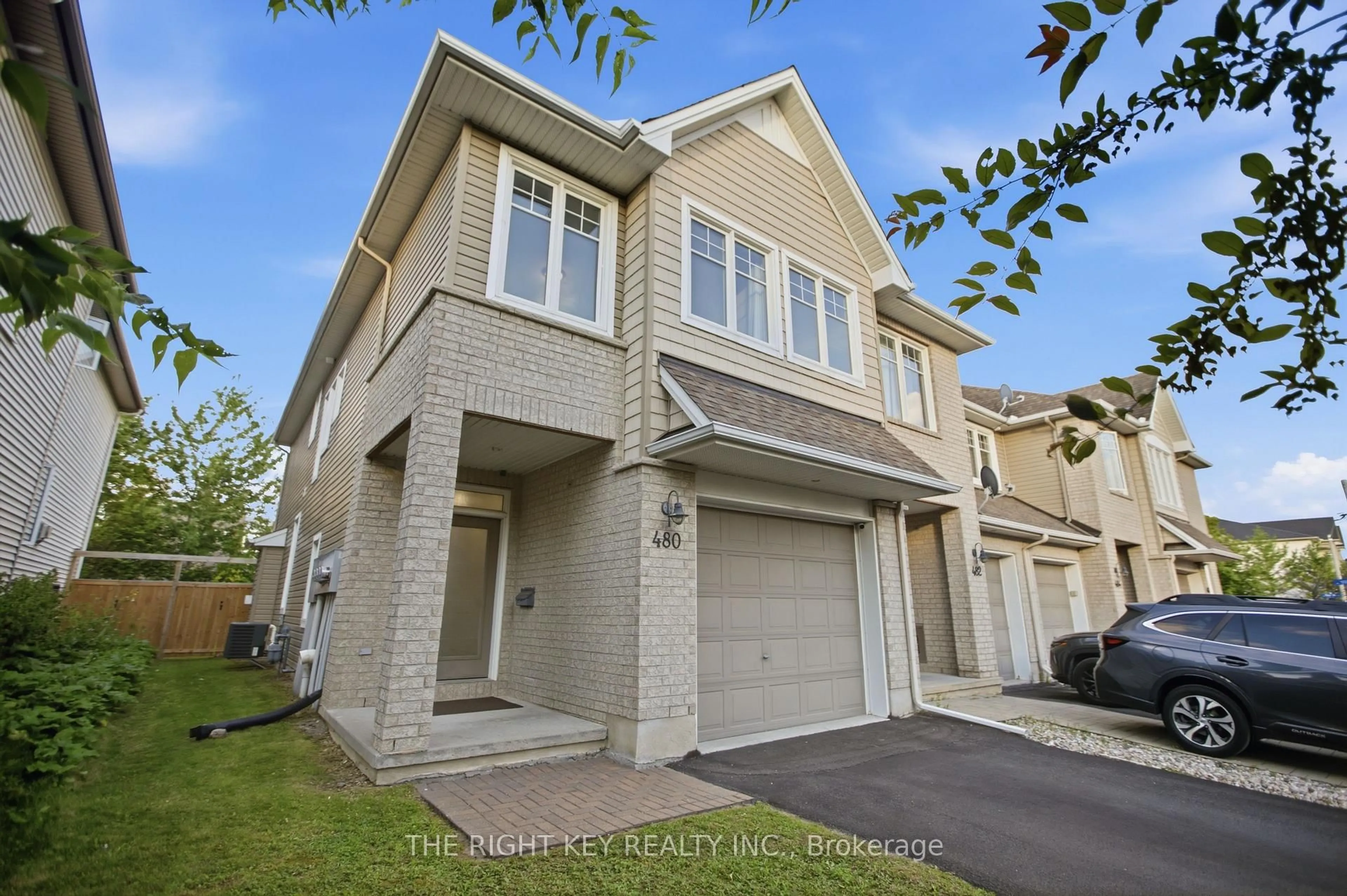 Home with vinyl exterior material, street for 480 Stalwart Cres, Ottawa Ontario K1T 0H3