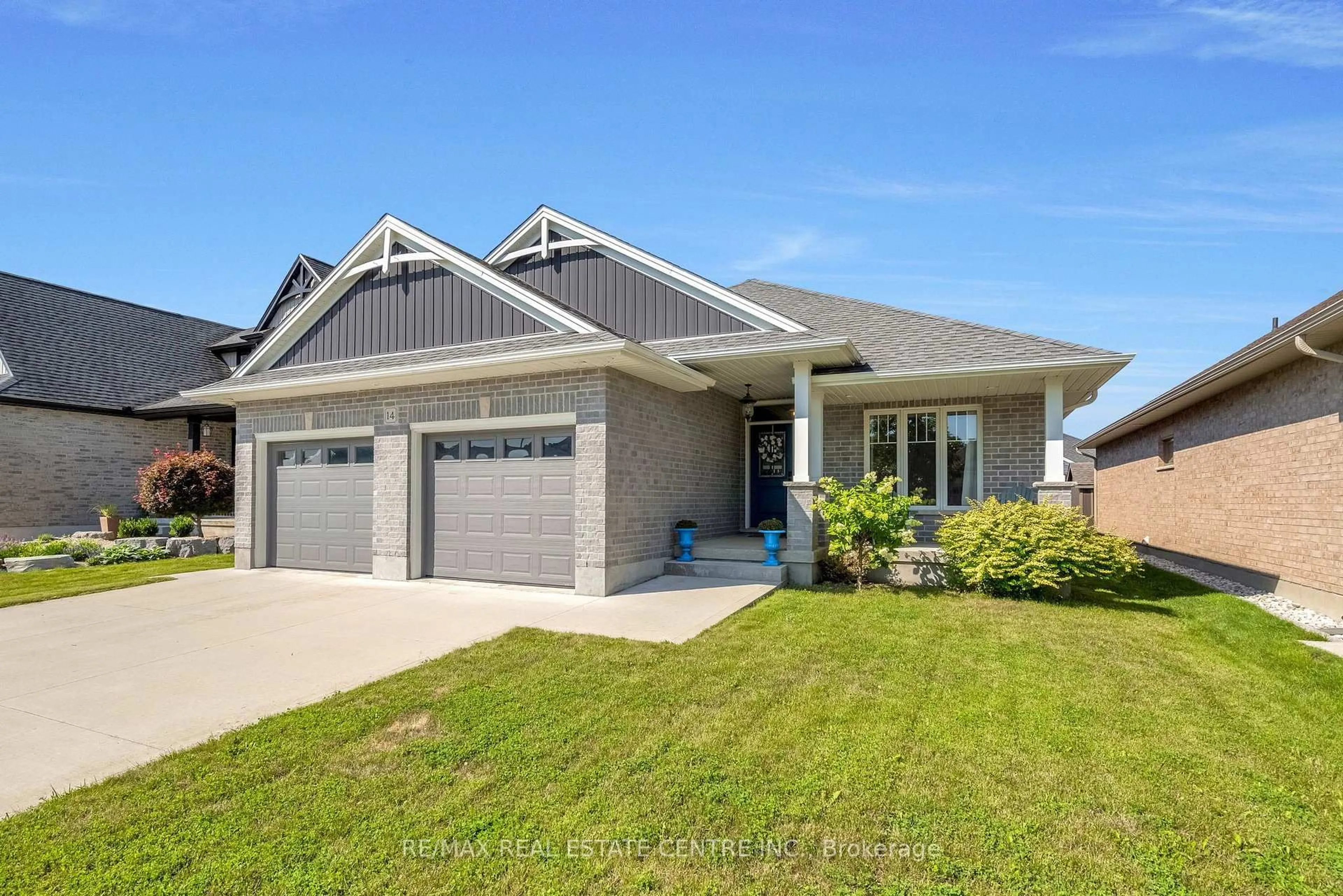 Home with brick exterior material, street for 14 St Andrews Dr, St. Thomas Ontario N5R 0G4
