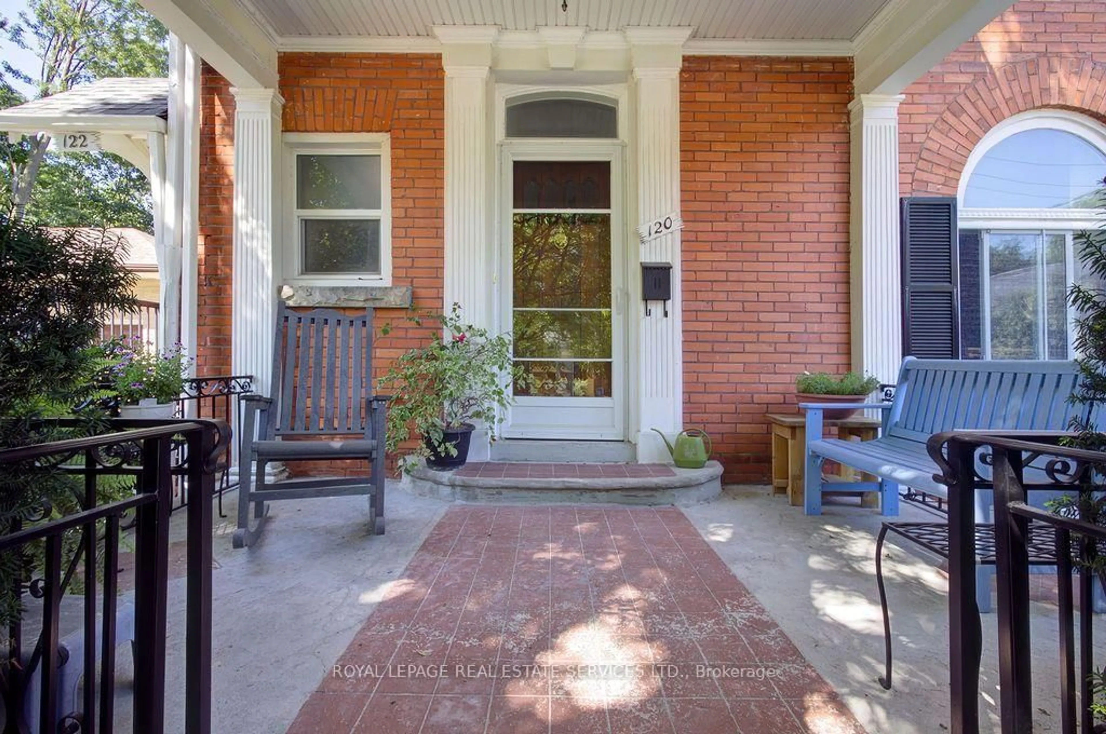 Unknown for 120 Hibernia St, Stratford Ontario N5A 5V4