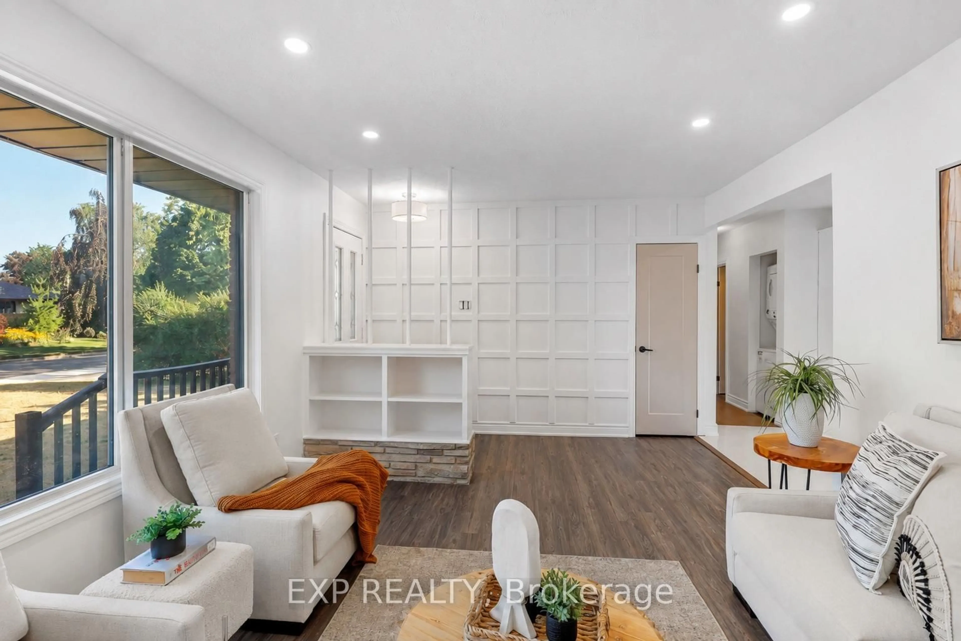 Unknown for 1235 Michael St, London East Ontario N5V 2H4