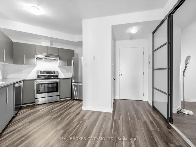 135 James St #1011, Hamilton 3