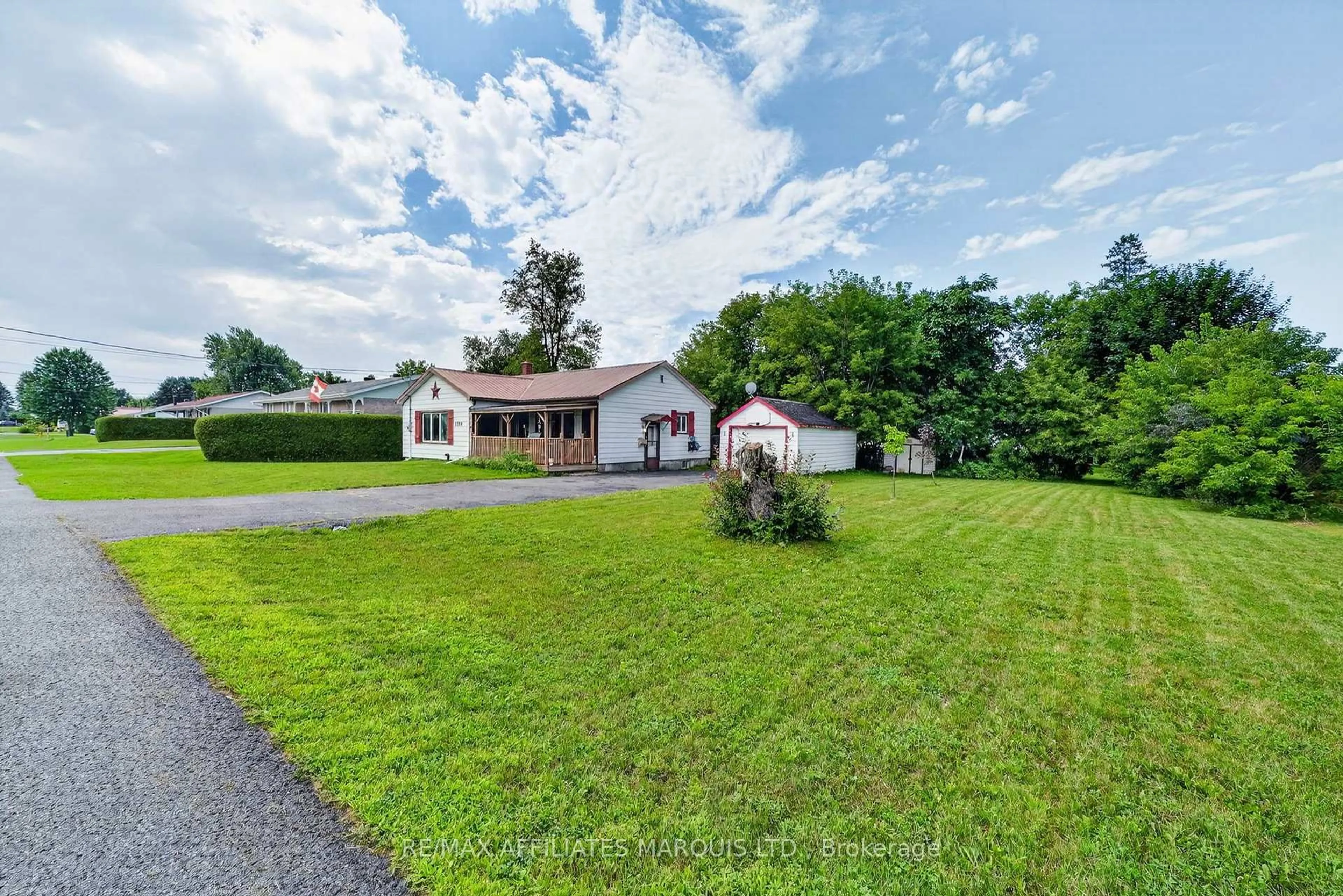 A pic from outside/outdoor area/front of a property/back of a property/a pic from drone, unknown for 3330 Poirier Ave, Cornwall Ontario K6K 1E1