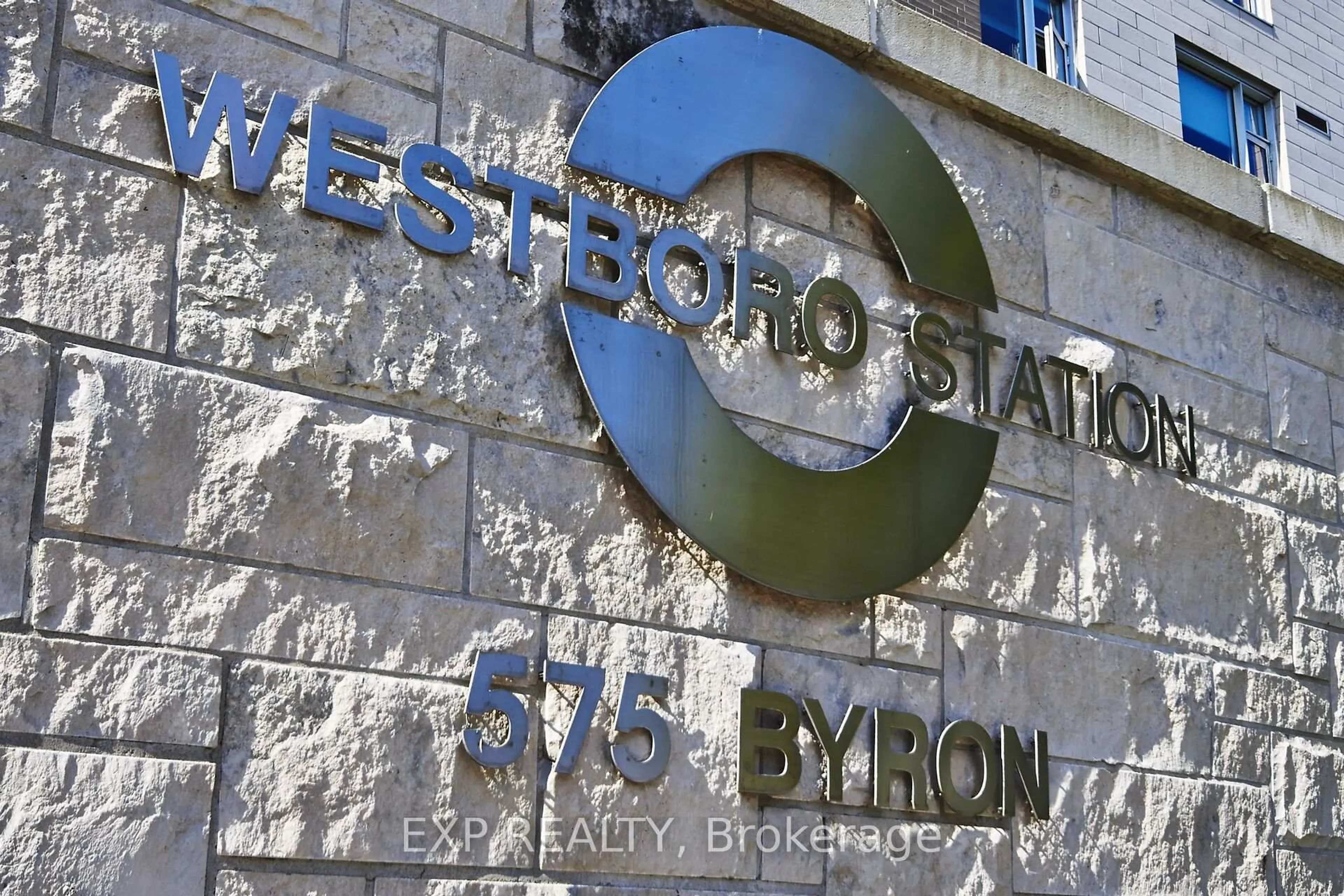 Lobby for 575 Byron Ave #203, Ottawa Ontario K2A 1R7