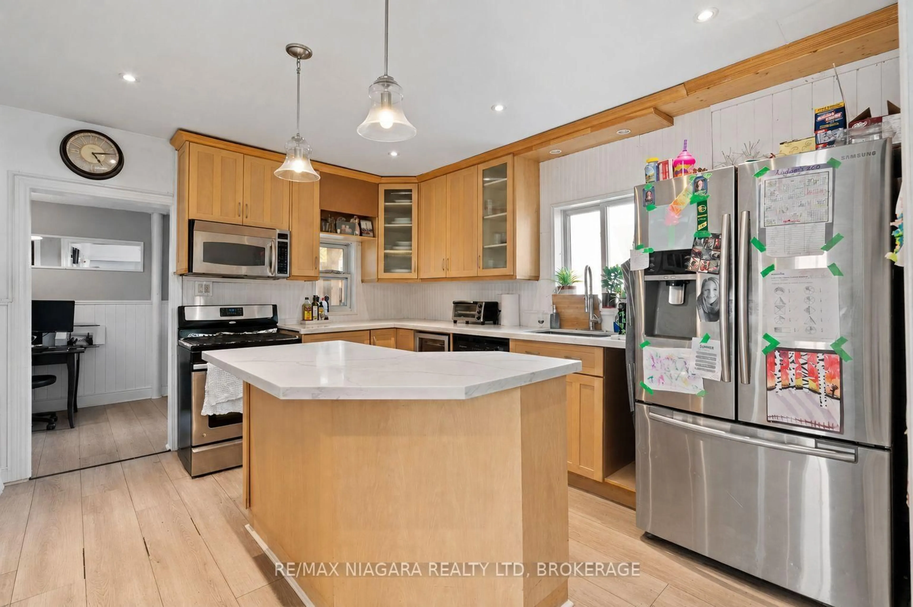 Open concept kitchen, unknown for 85 MAIN St, Port Colborne Ontario L3K 3V1