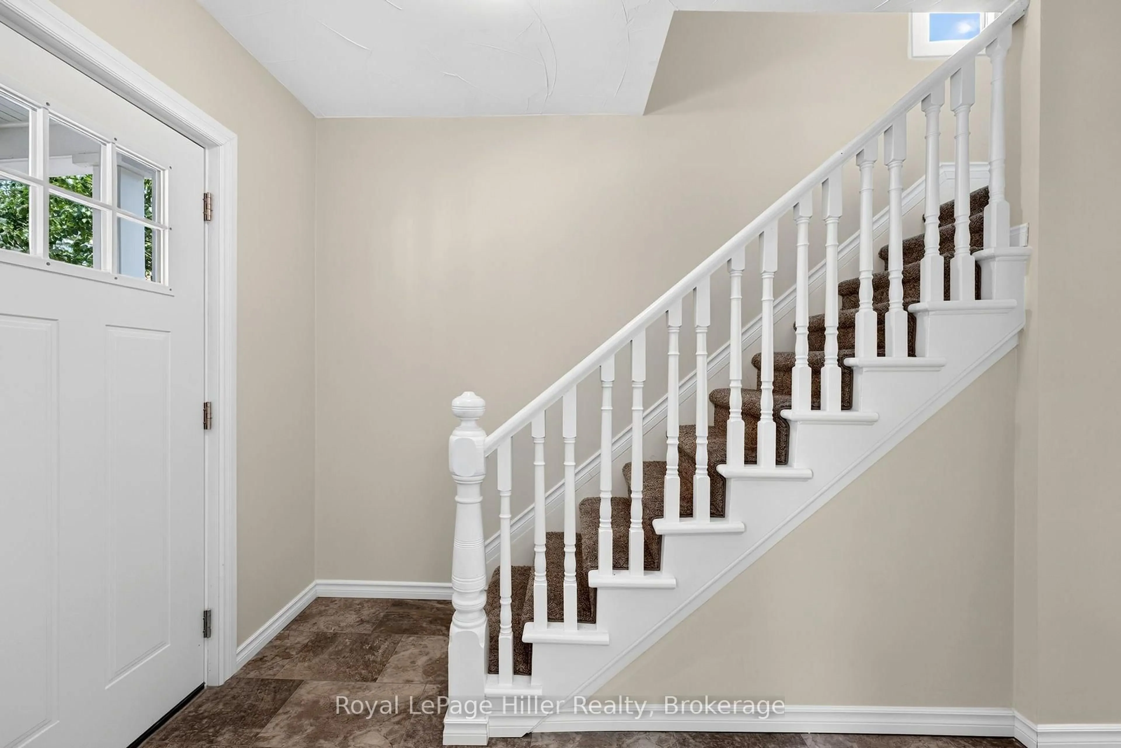 Unknown for 137 Rebecca St, Stratford Ontario N5A 3P4