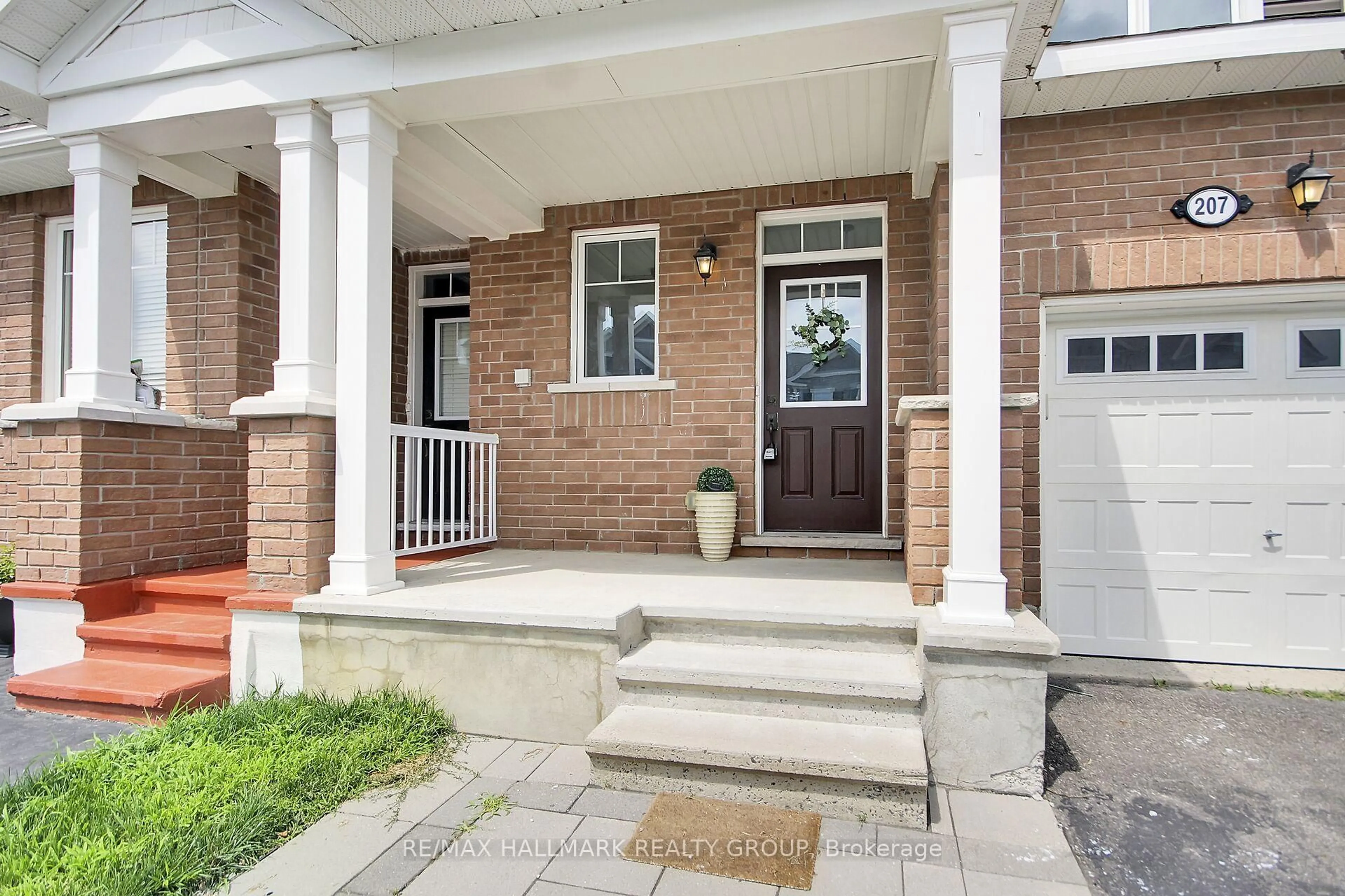 Home with brick exterior material, street for 207 Willow Aster Circ, Ottawa Ontario K4A 1C9