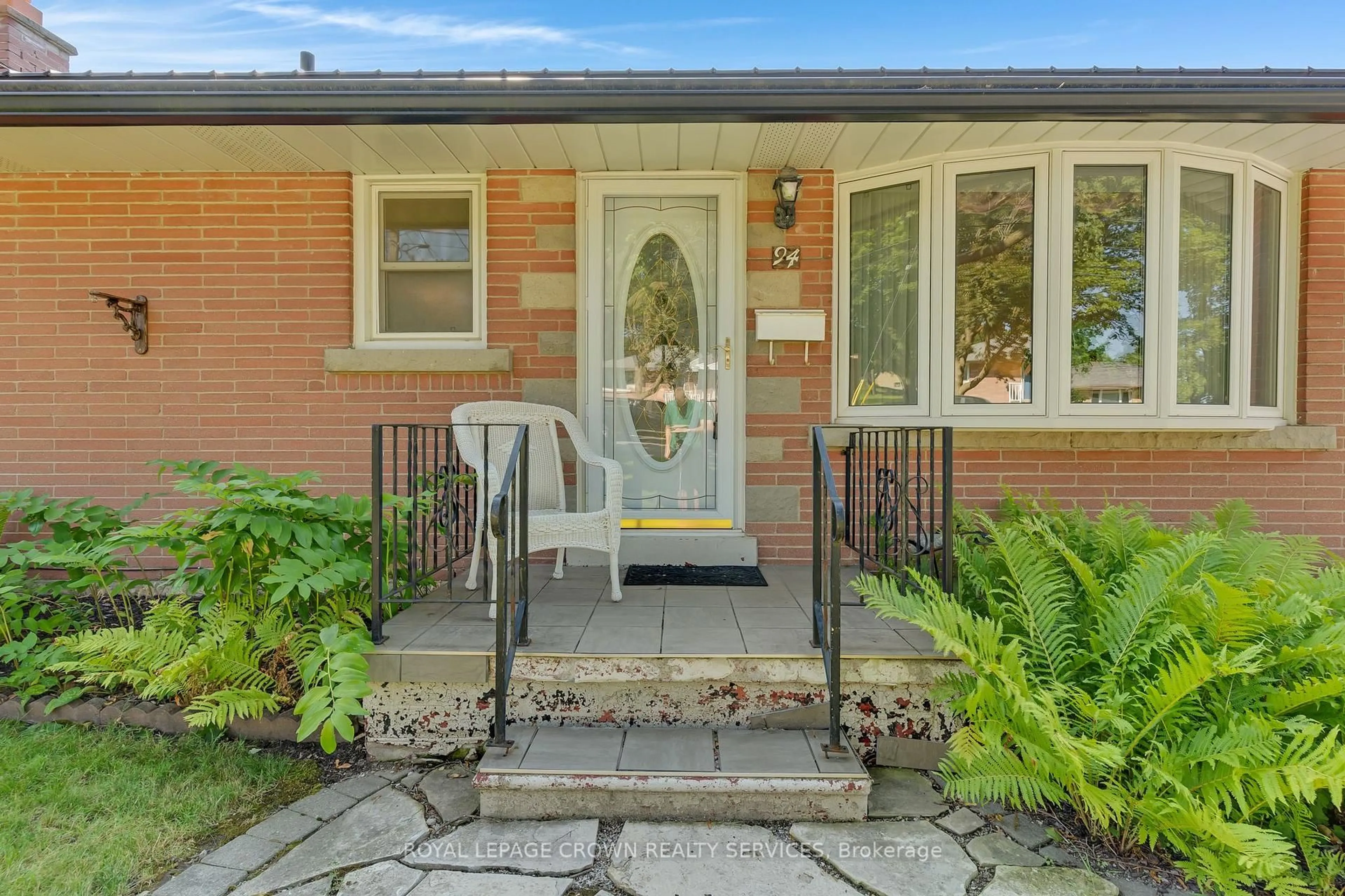 Unknown for 94 Ottawa Cres, Guelph Ontario N1E 2A9
