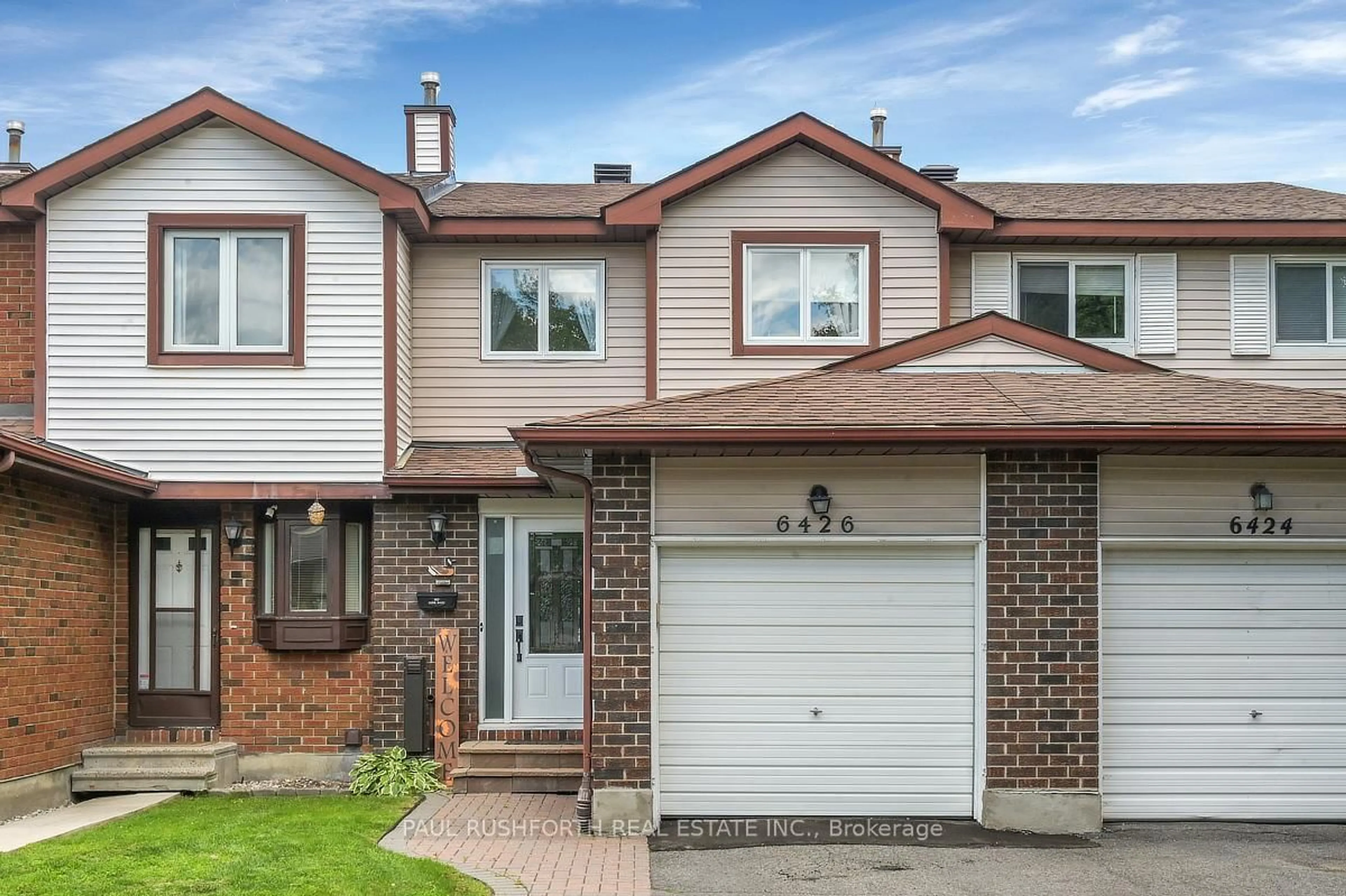 Home with brick exterior material, street for 6426 Nuggett Dr, Orleans Ontario K1C 4X8
