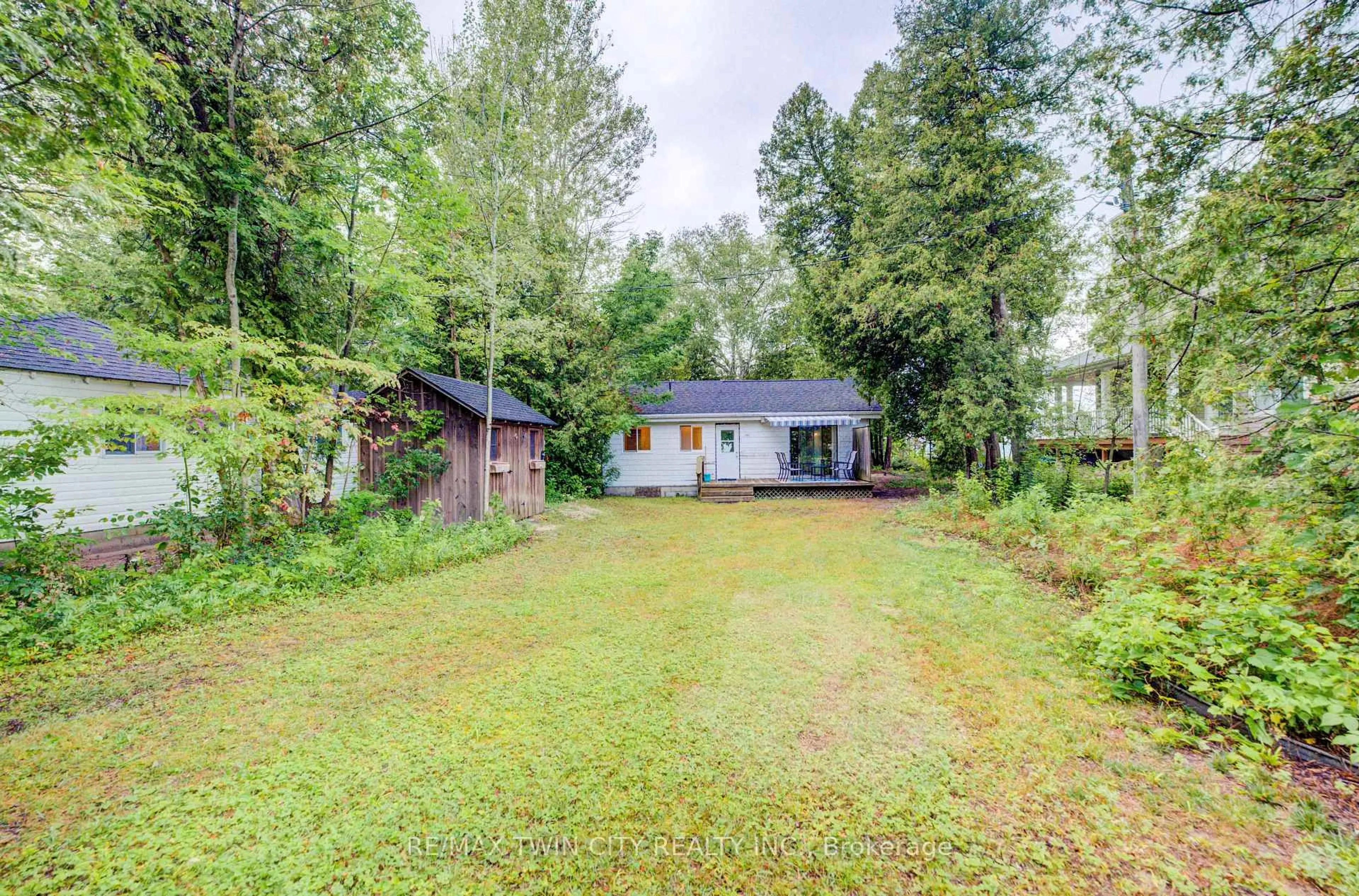 Shed for 757 Victoria Rd, Huron-Kinloss Ontario N0G 2R0