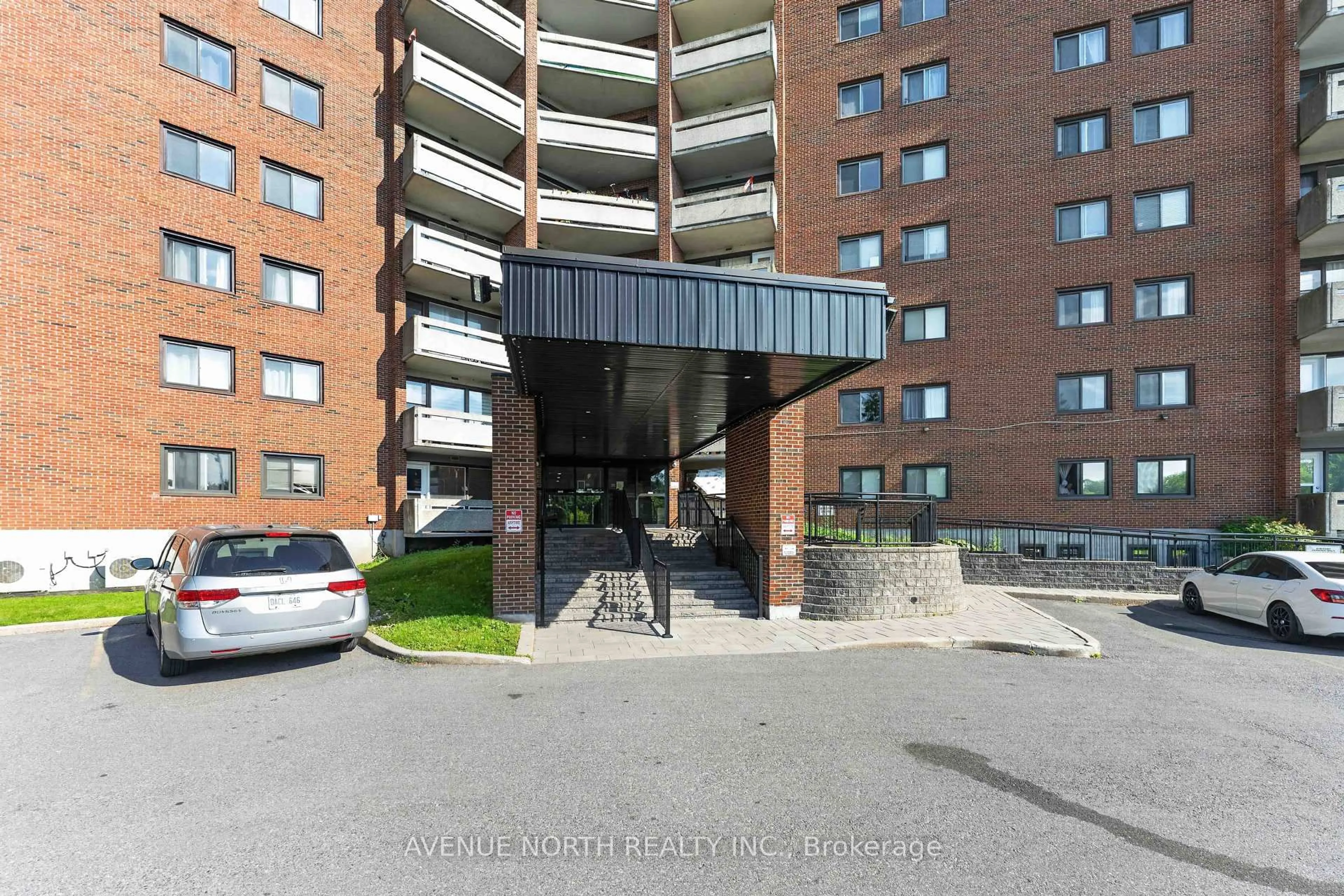 Unknown for 3100 Carling Ave #820, Ottawa Ontario K2B 6J6