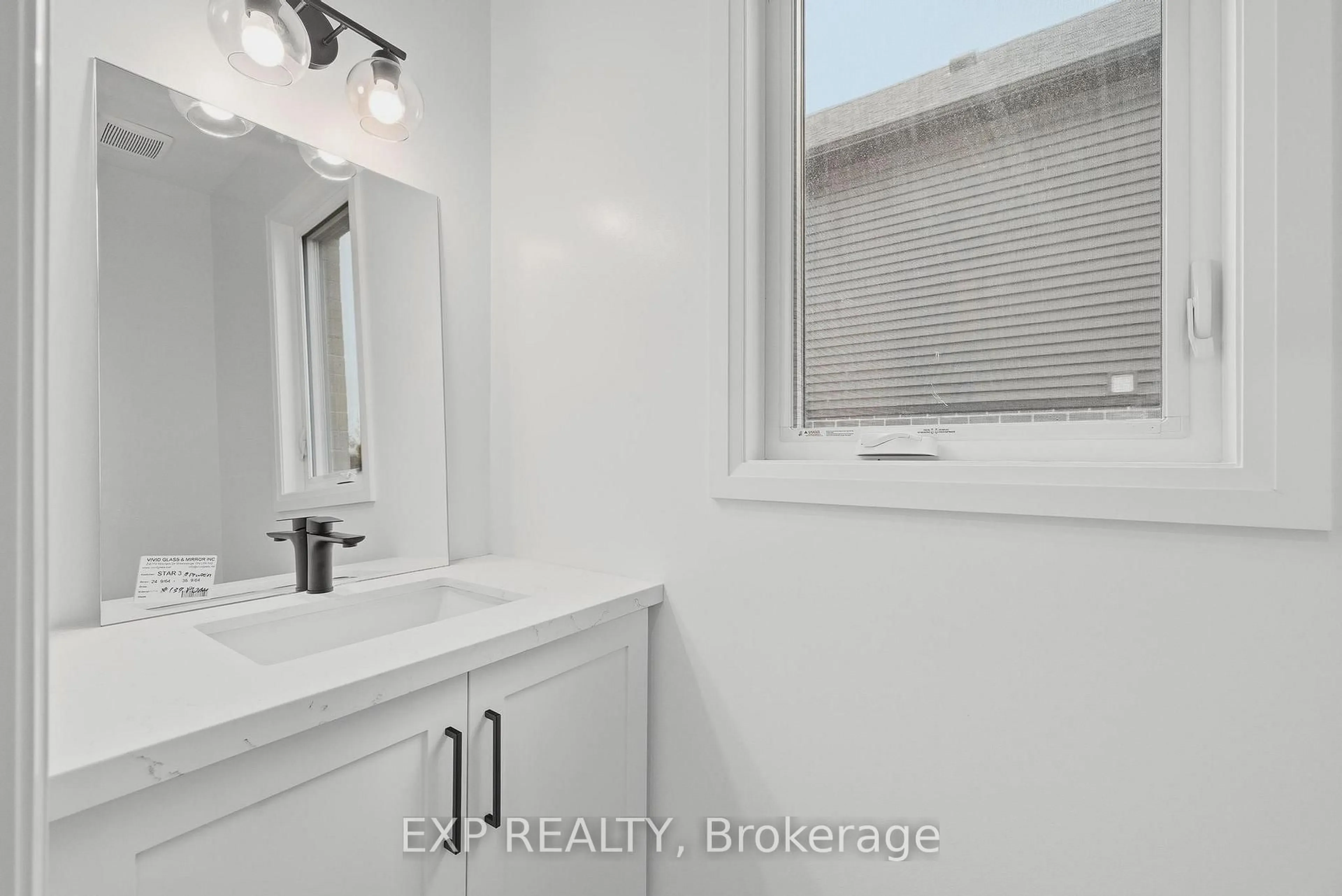 A pic of a room for 139 Pugh St, Perth East Ontario N0K 1M0