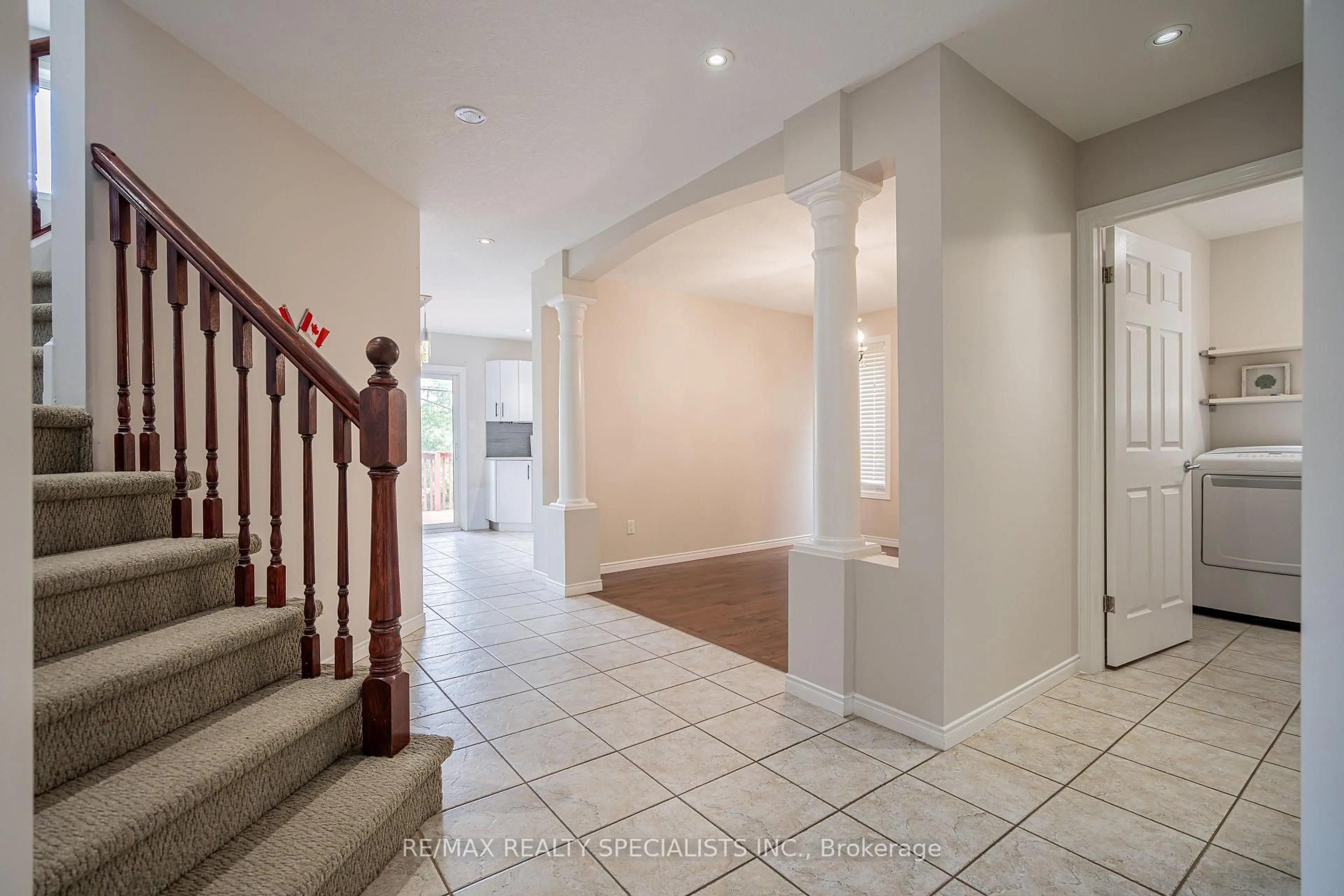 Unknown for 236 SUMMERFIELD Dr, Guelph Ontario N1L 1L5