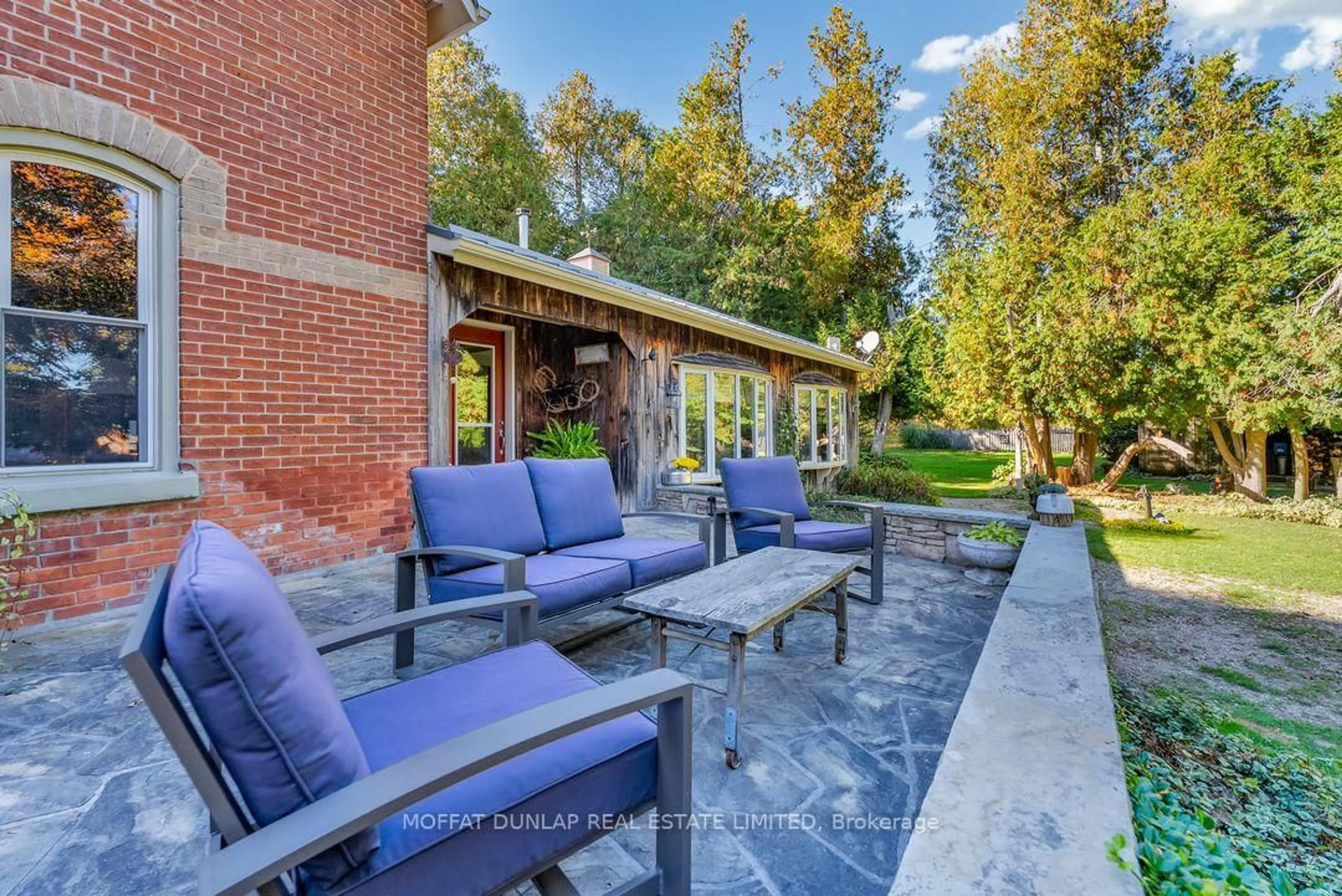 Patio, unknown for 346409 Mono Centre Rd, Mono Ontario L9W 5R9