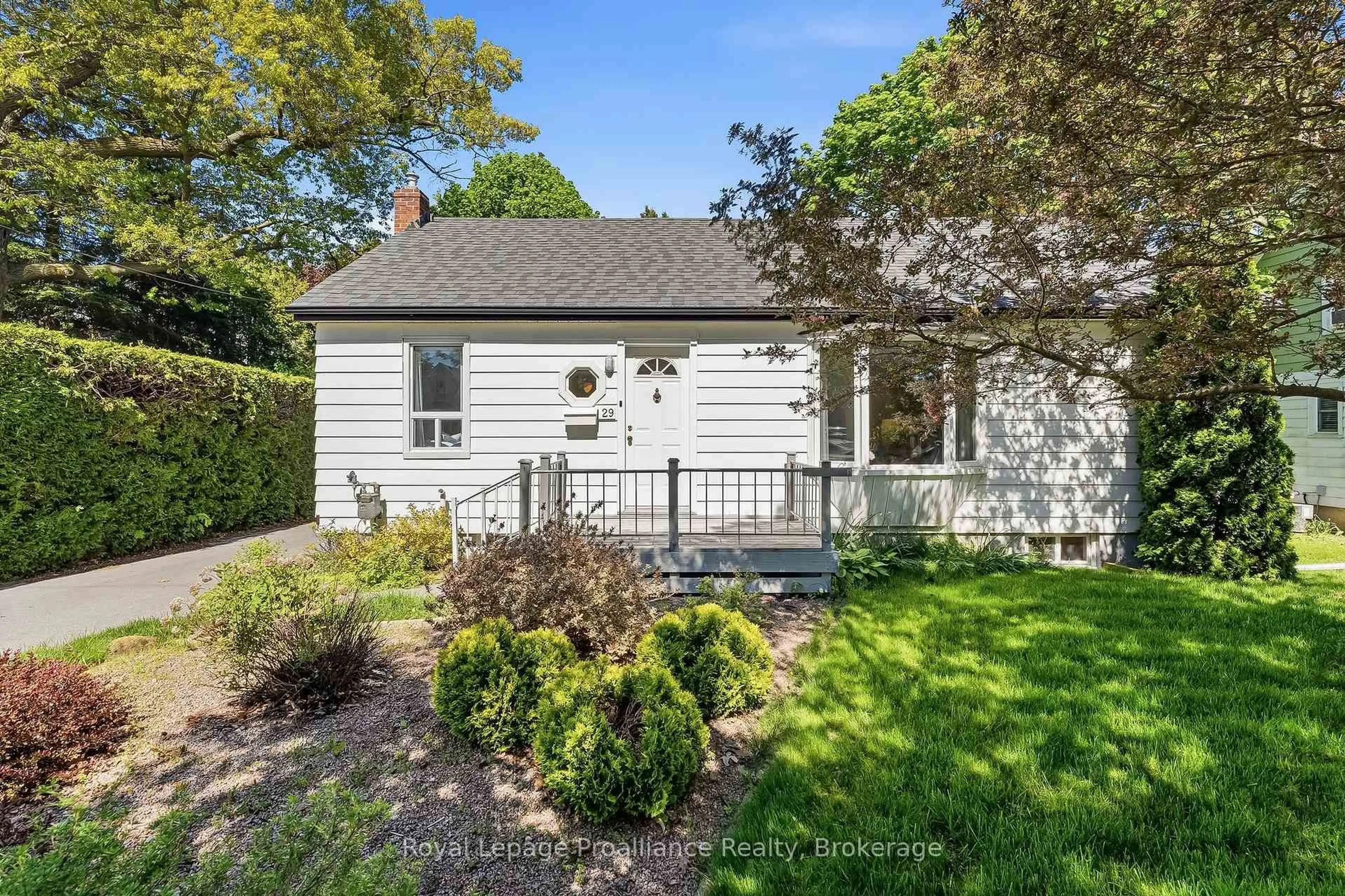Home with vinyl exterior material, street for 29 Bramley St, Port Hope Ontario L1A 3J9
