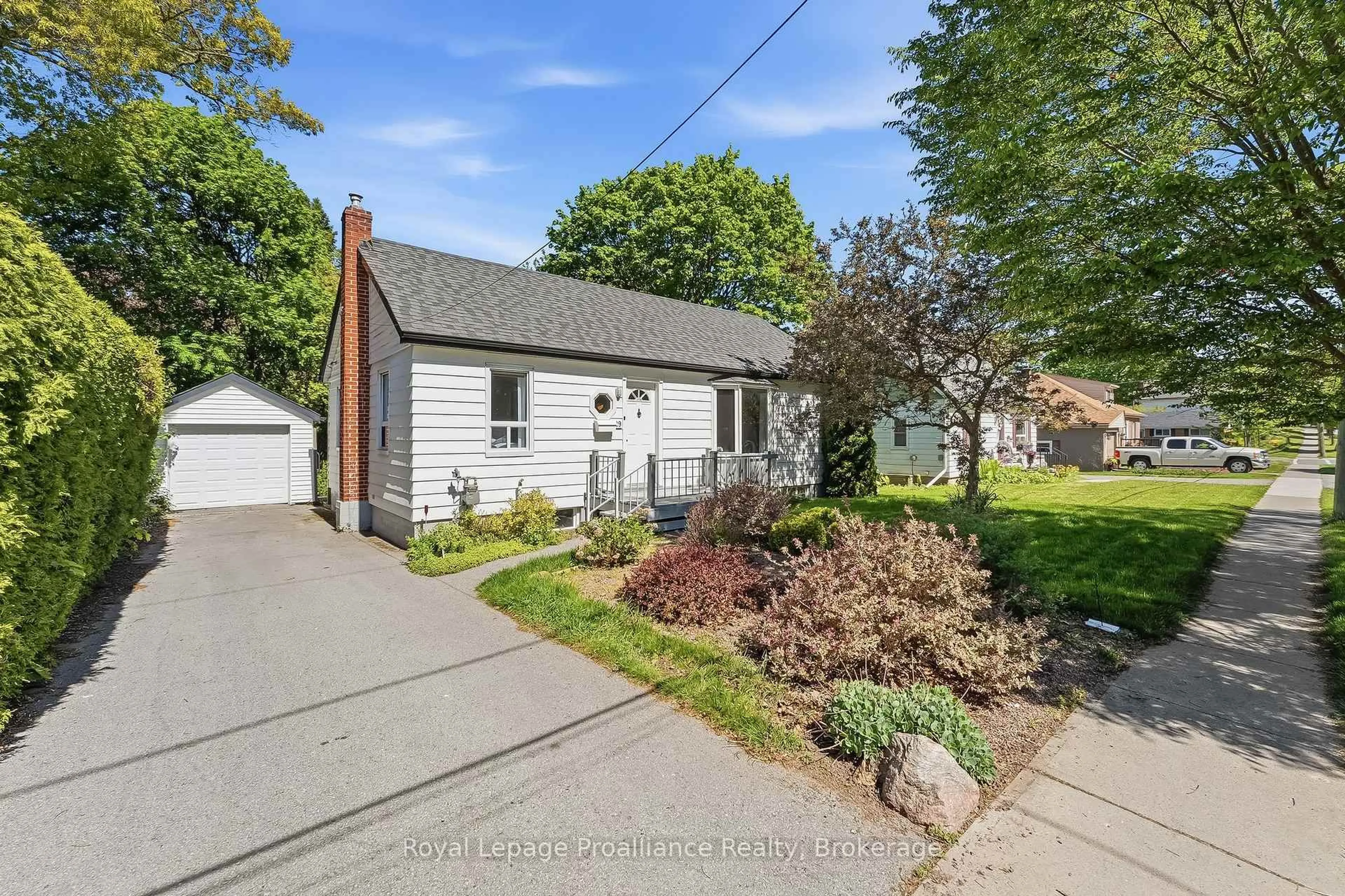 Unknown for 29 Bramley St, Port Hope Ontario L1A 3J9