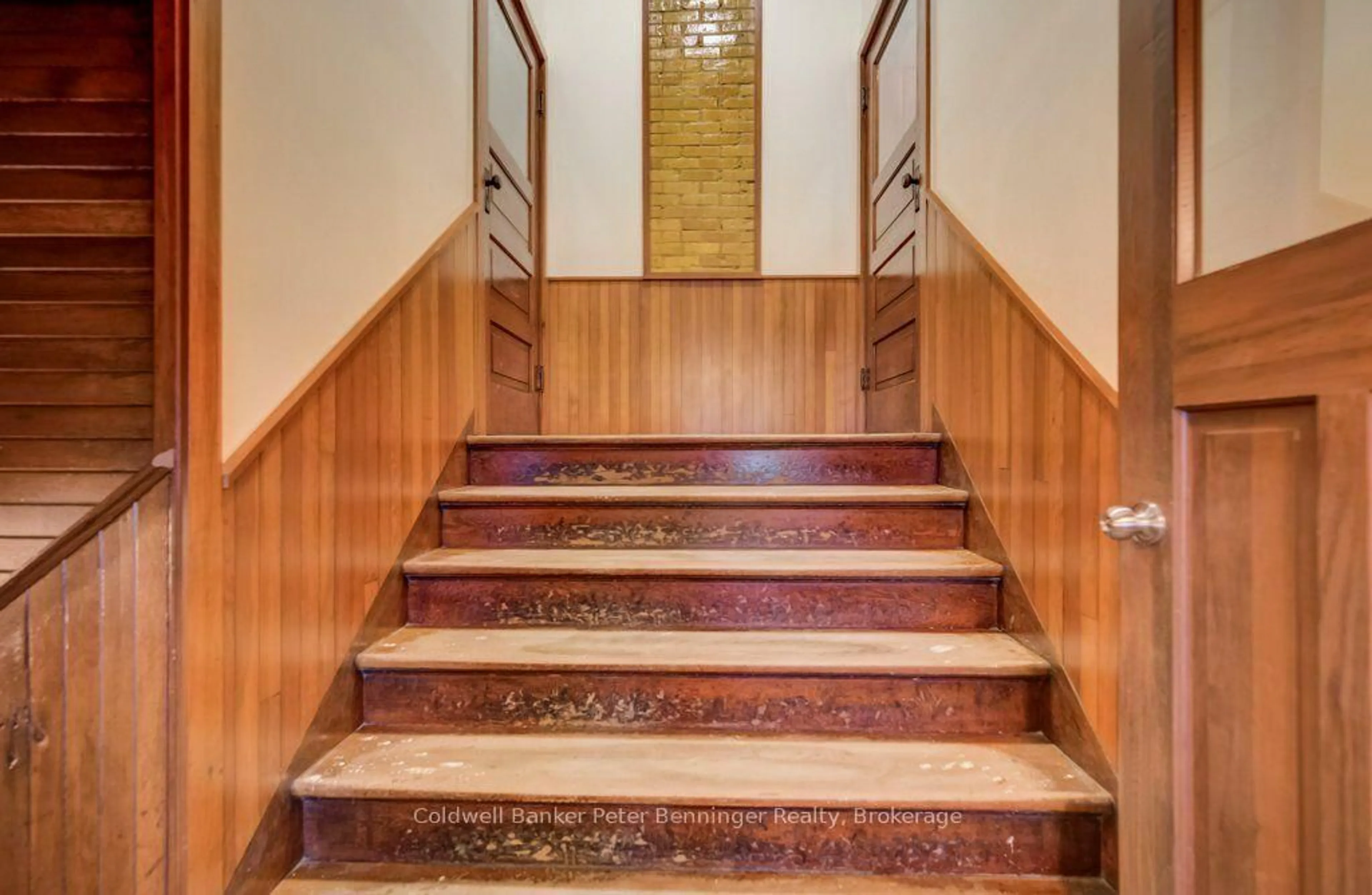 Stairs for 388 Bruce Road 2, Brockton Ontario N0G 2V0