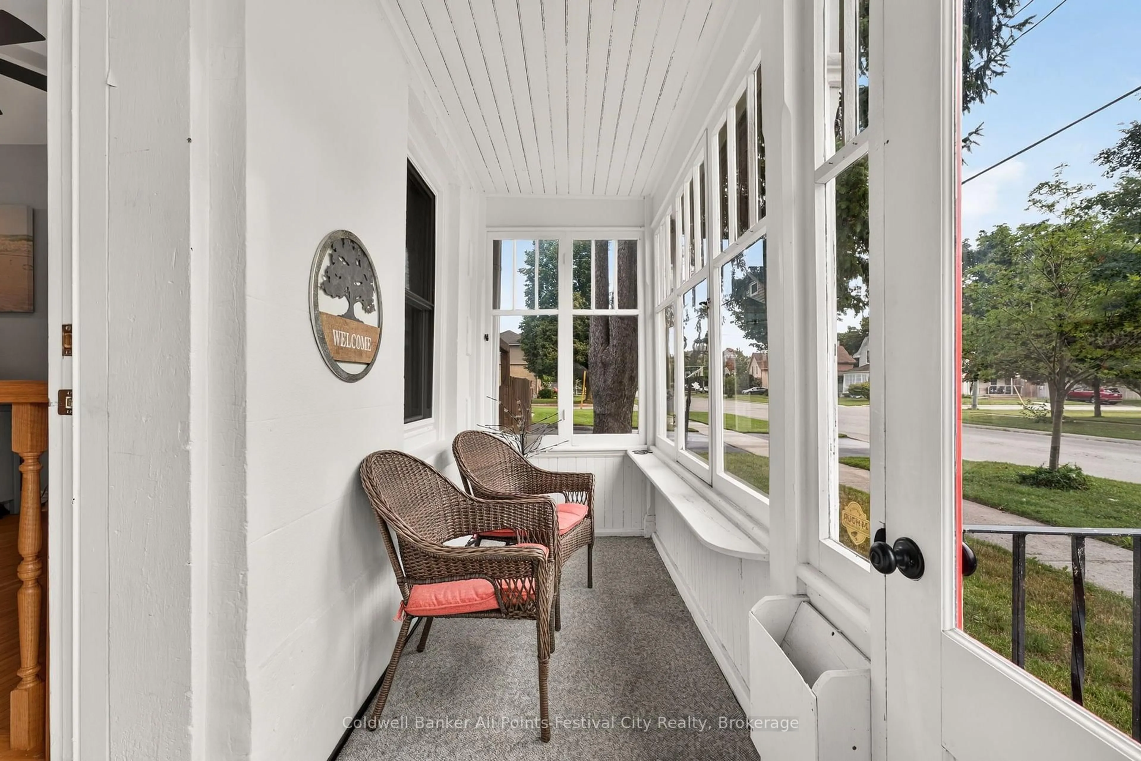 Indoor entryway for 85 Cambria Rd, Goderich Ontario N7A 2P5