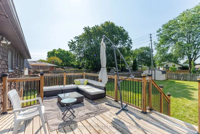 6980 Dolphin St, Niagara Falls 4