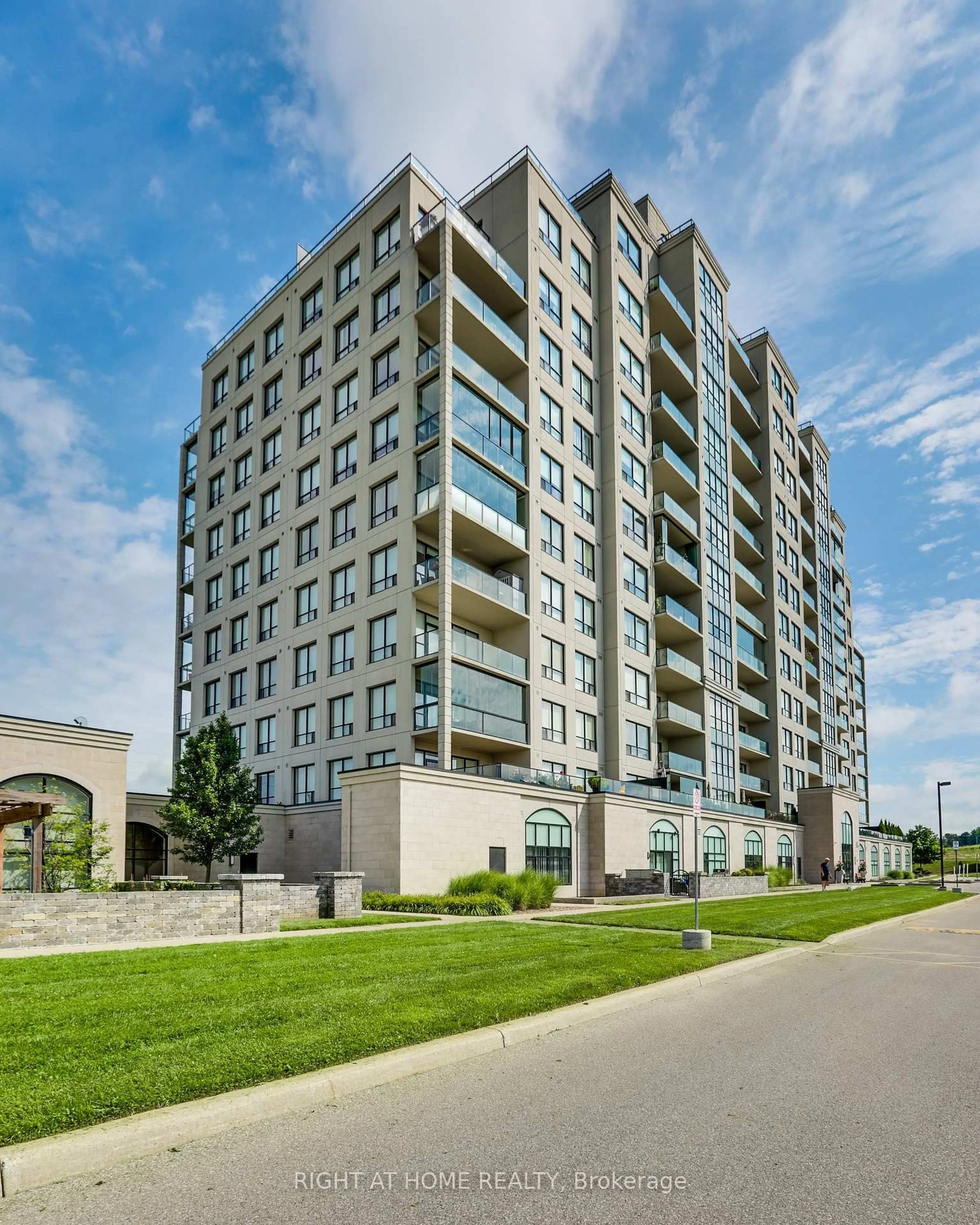 Unknown for 240 Villagewalk Blvd #212, London North Ontario N6G 0P6