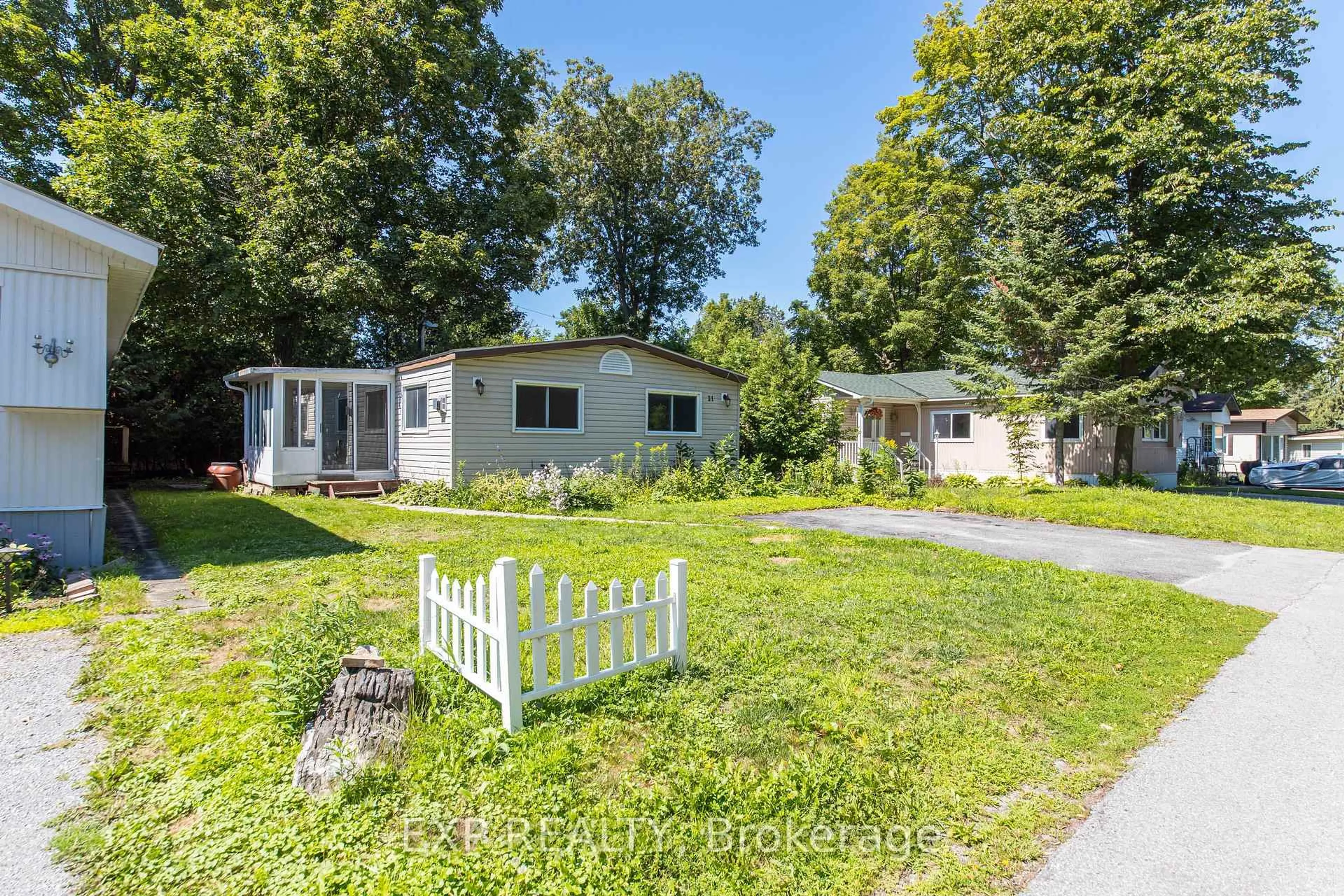 Unknown for 21 Maplewood Ave, Carleton Place Ontario K7C 3P1