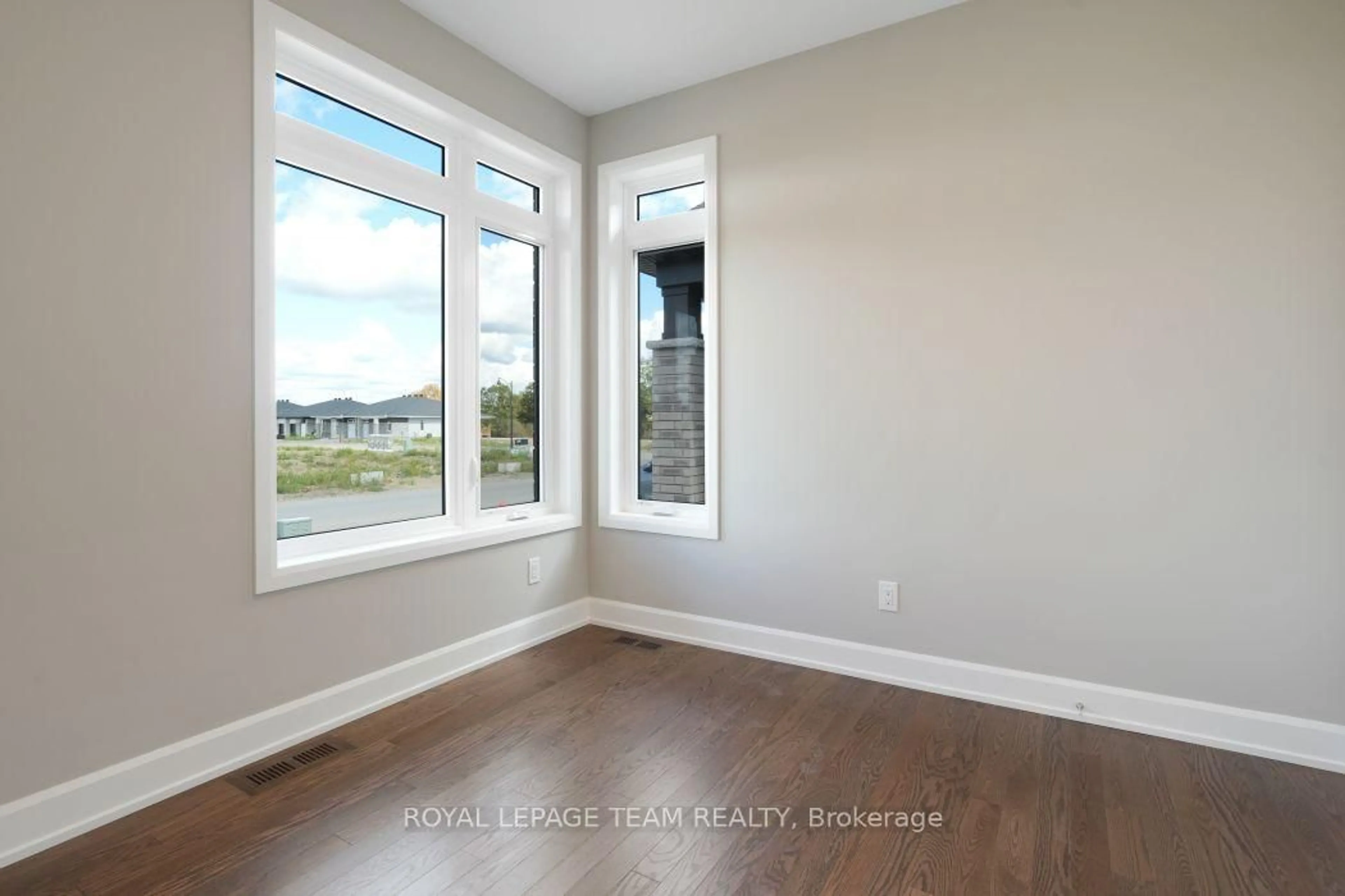 A pic of a room for 1189 Potter Dr, Brockville Ontario K6V 0G8
