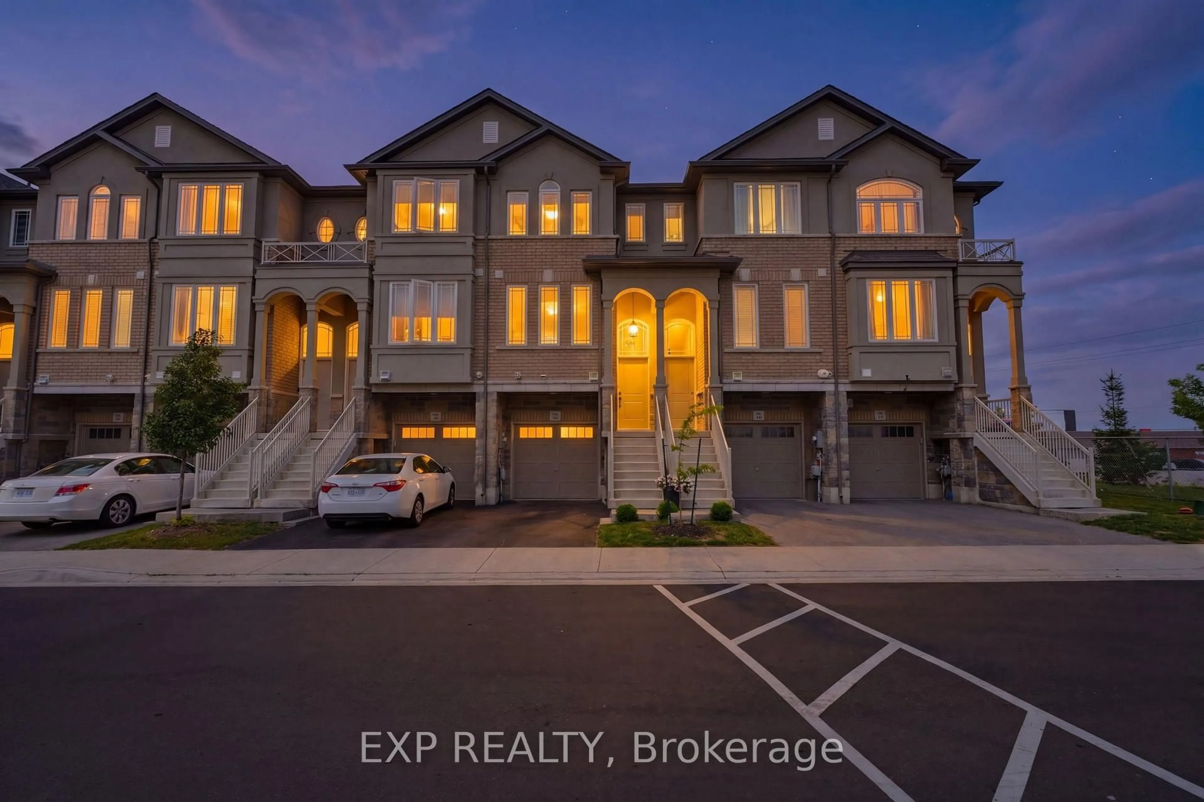 A pic from outside/outdoor area/front of a property/back of a property/a pic from drone, unknown for 74 Laguna Village Cres, Hamilton Ontario L0R 1P0