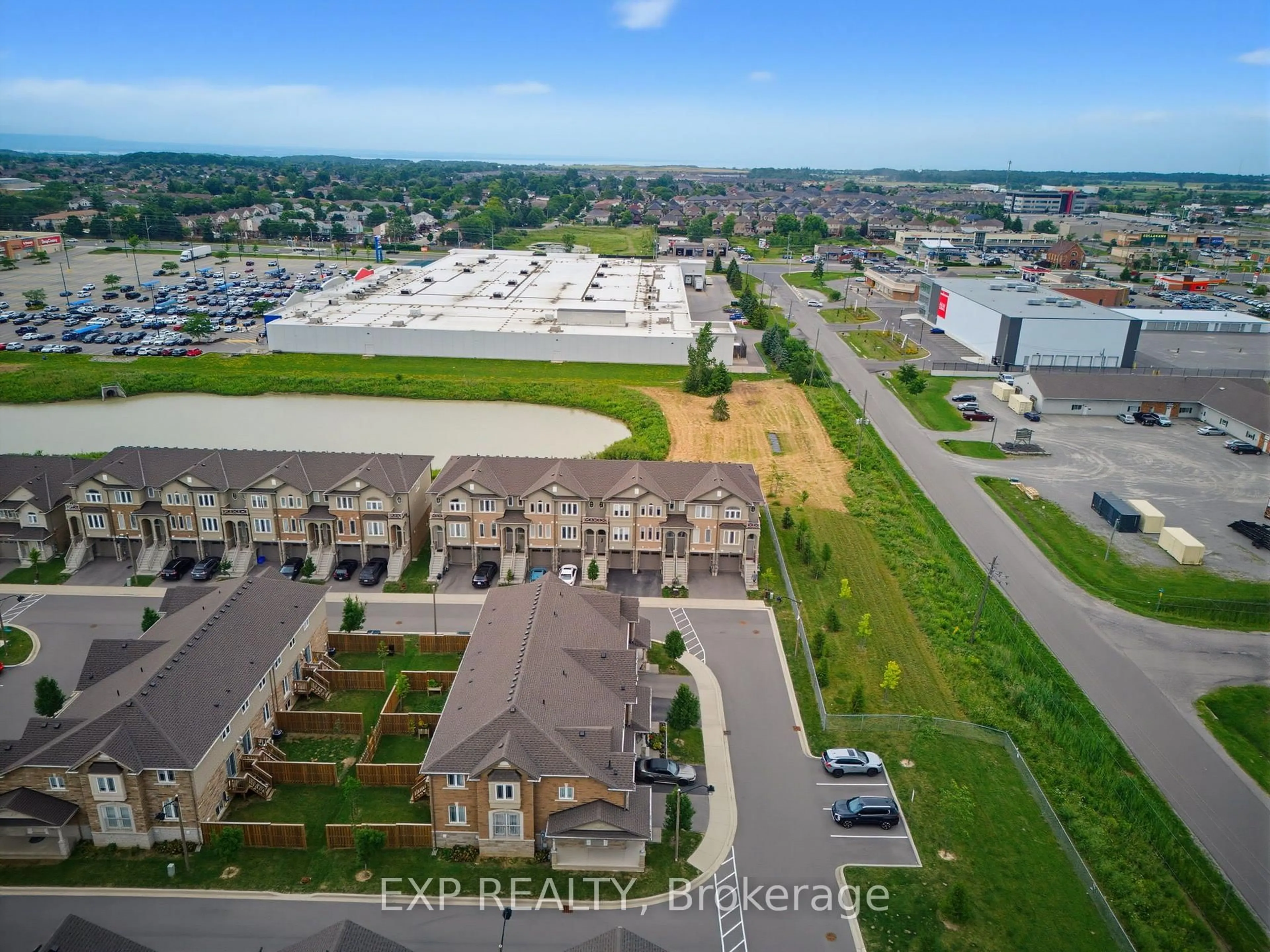 A pic from outside/outdoor area/front of a property/back of a property/a pic from drone, unknown for 74 Laguna Village Cres, Hamilton Ontario L0R 1P0