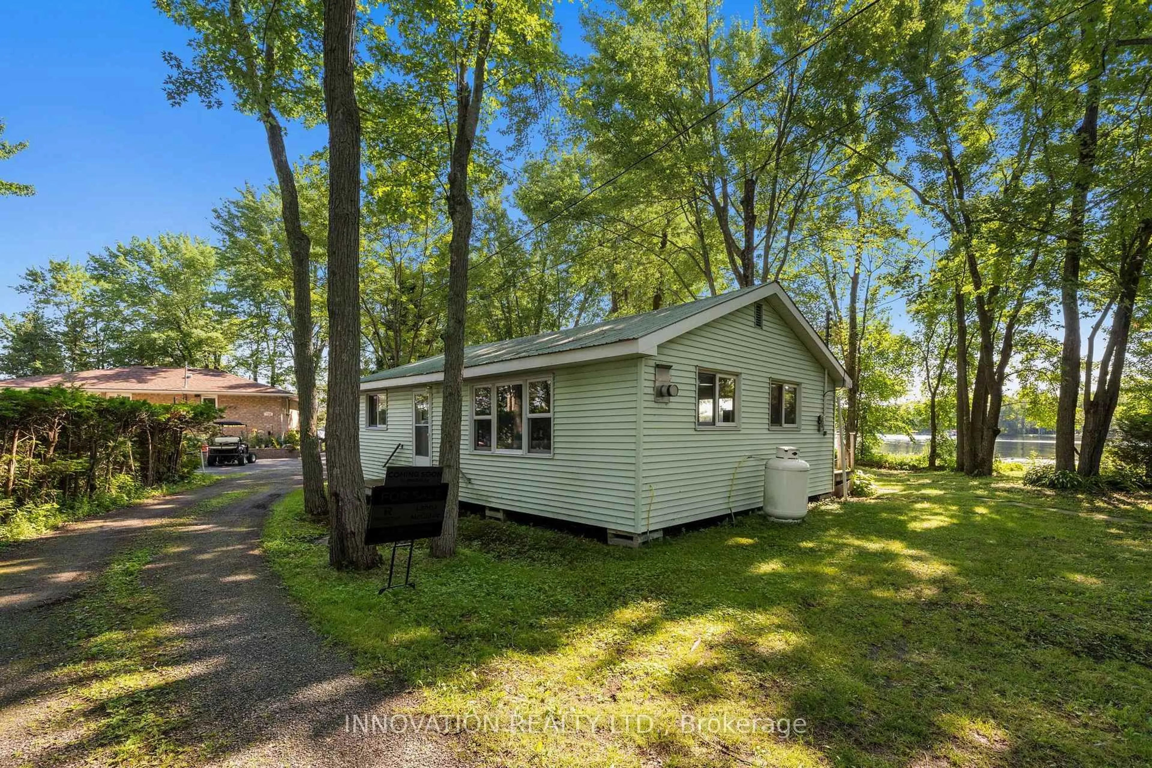 Unknown for 101 Machin Dr, Perth Ontario K7H 3C8