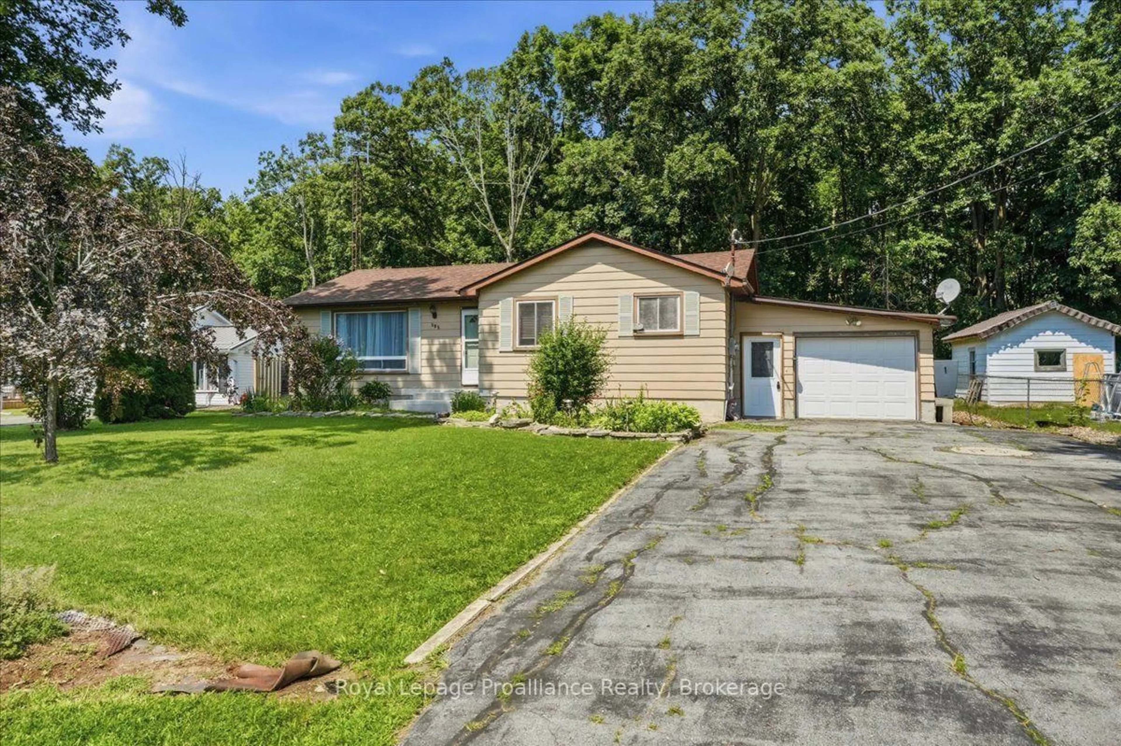 Home with vinyl exterior material, street for 505 County Road 8, Napanee Ontario K7R 3K6