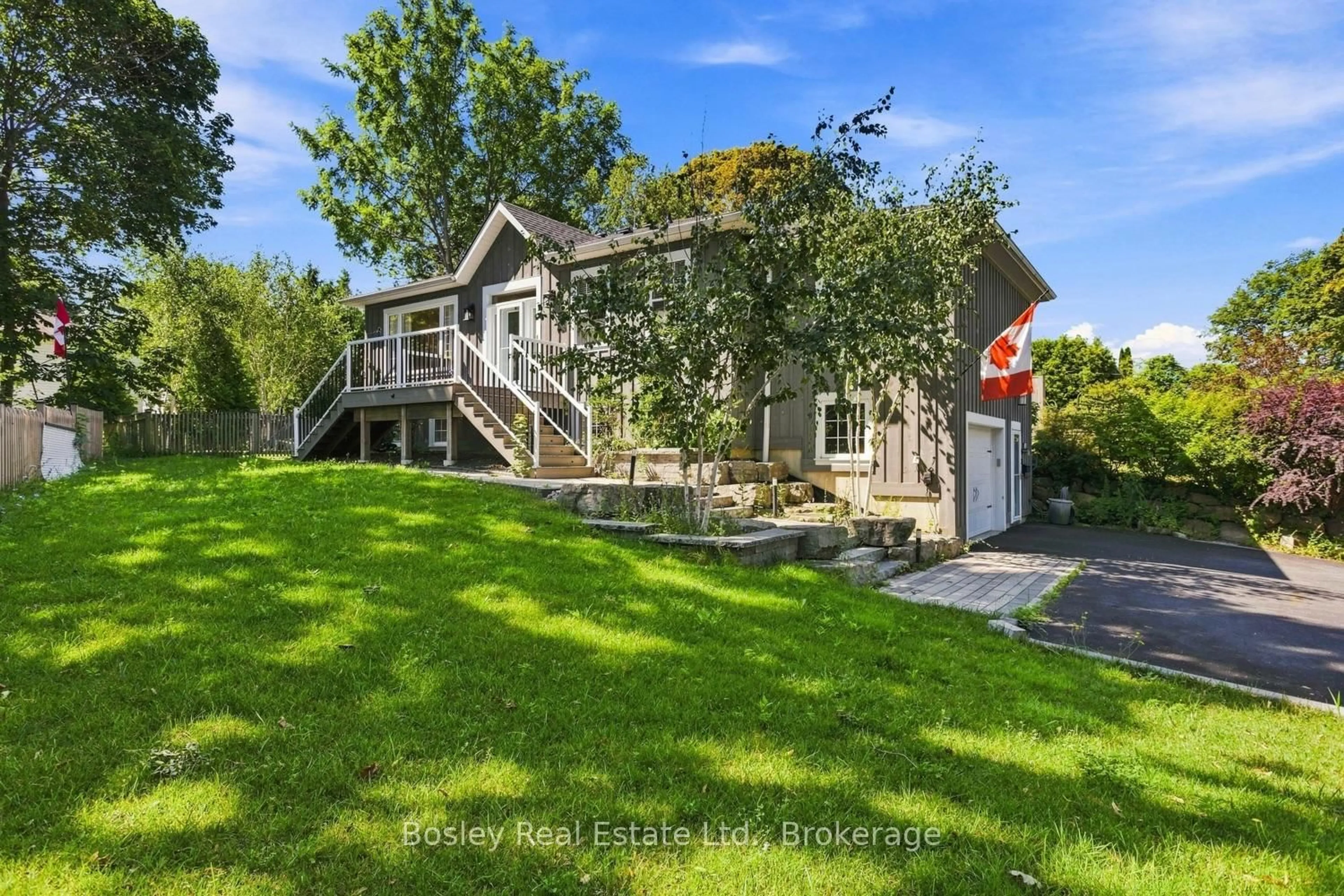 A pic from outside/outdoor area/front of a property/back of a property/a pic from drone, unknown for 49 Sherbourne St, Port Hope Ontario L1A 1H3