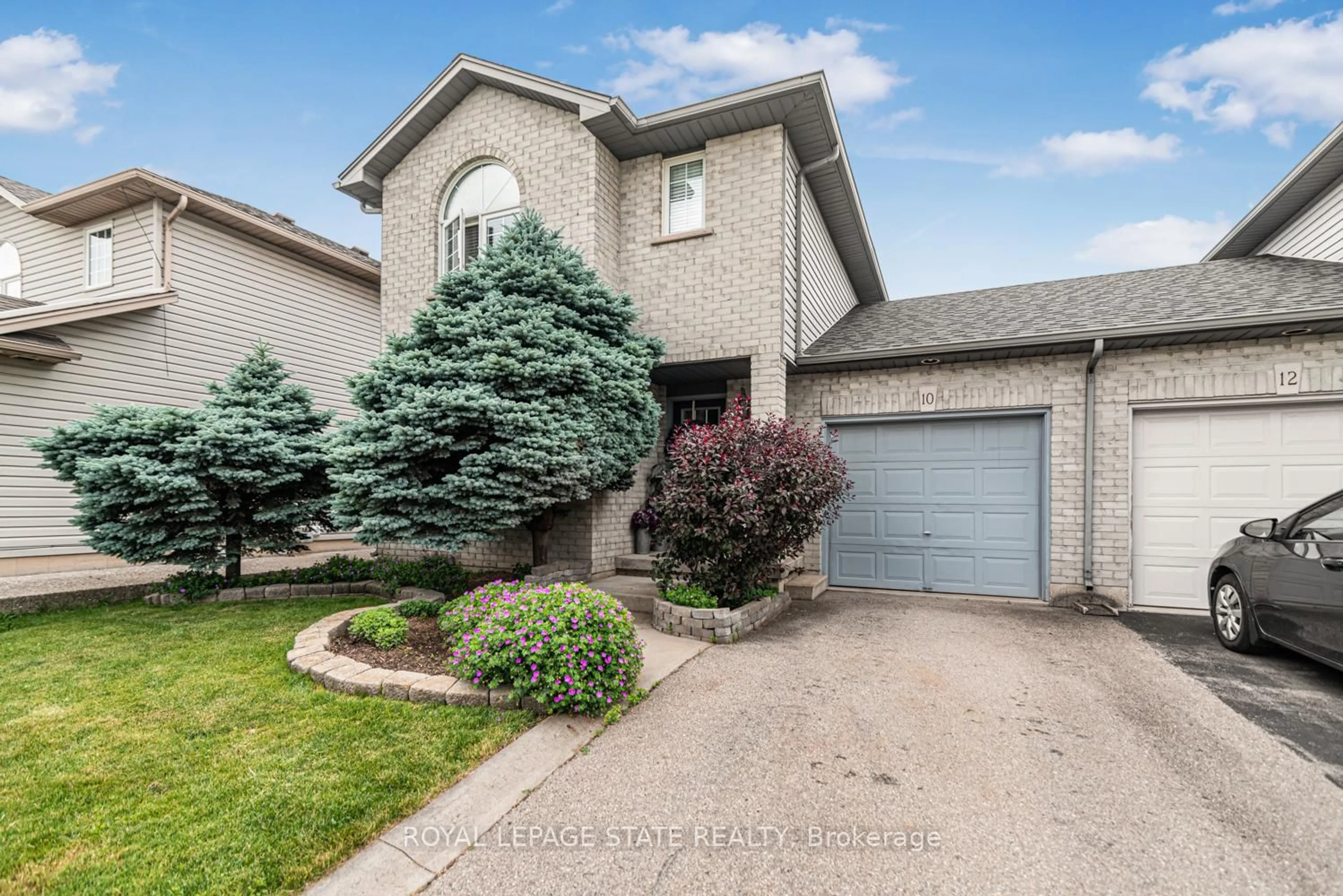 Home with brick exterior material, street for 10 Richview Dr, Hamilton Ontario L9B 2V5