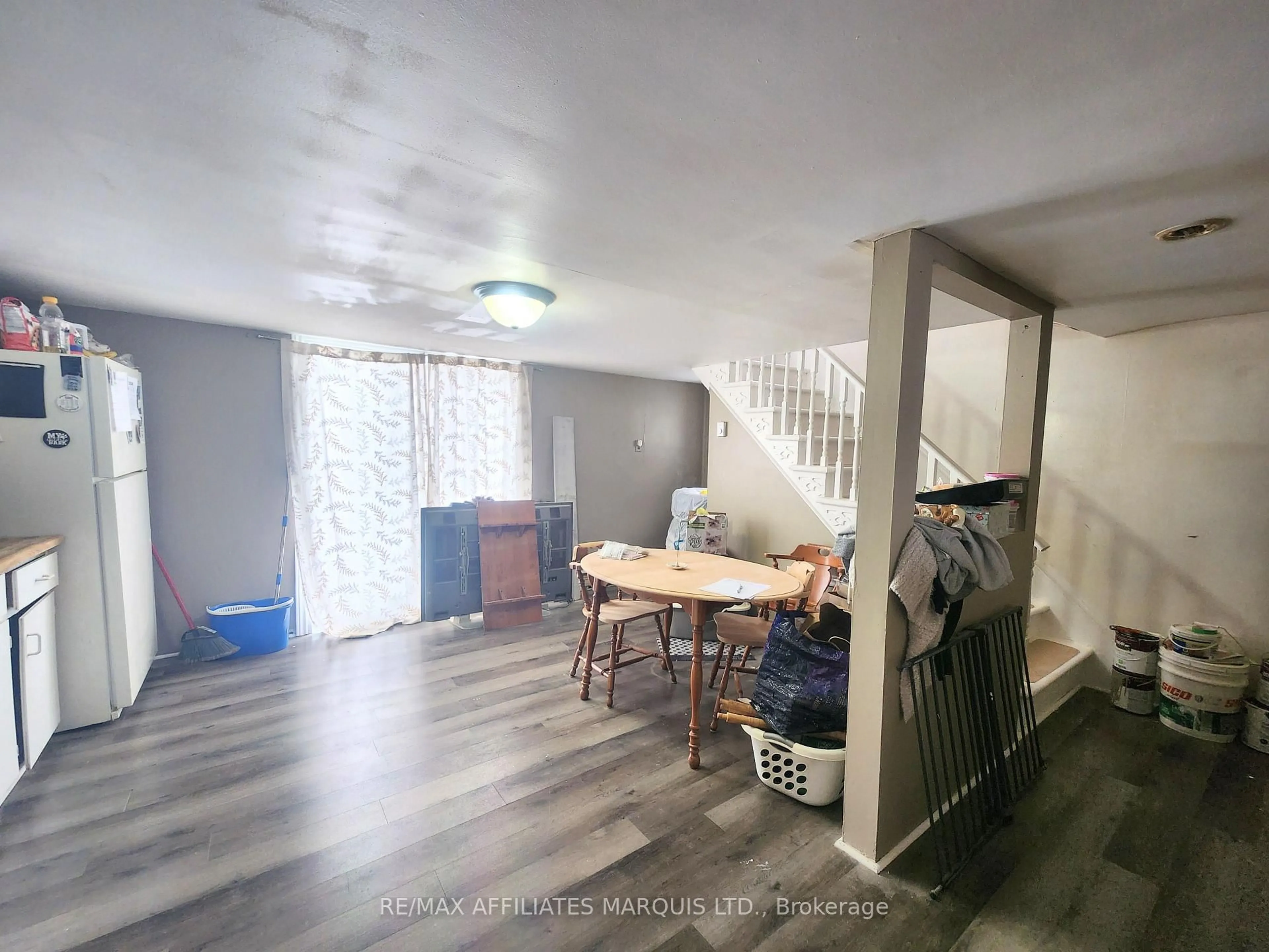 A pic of a room for 12 - 12A Cartier Ave, Cornwall Ontario K6J 4B4