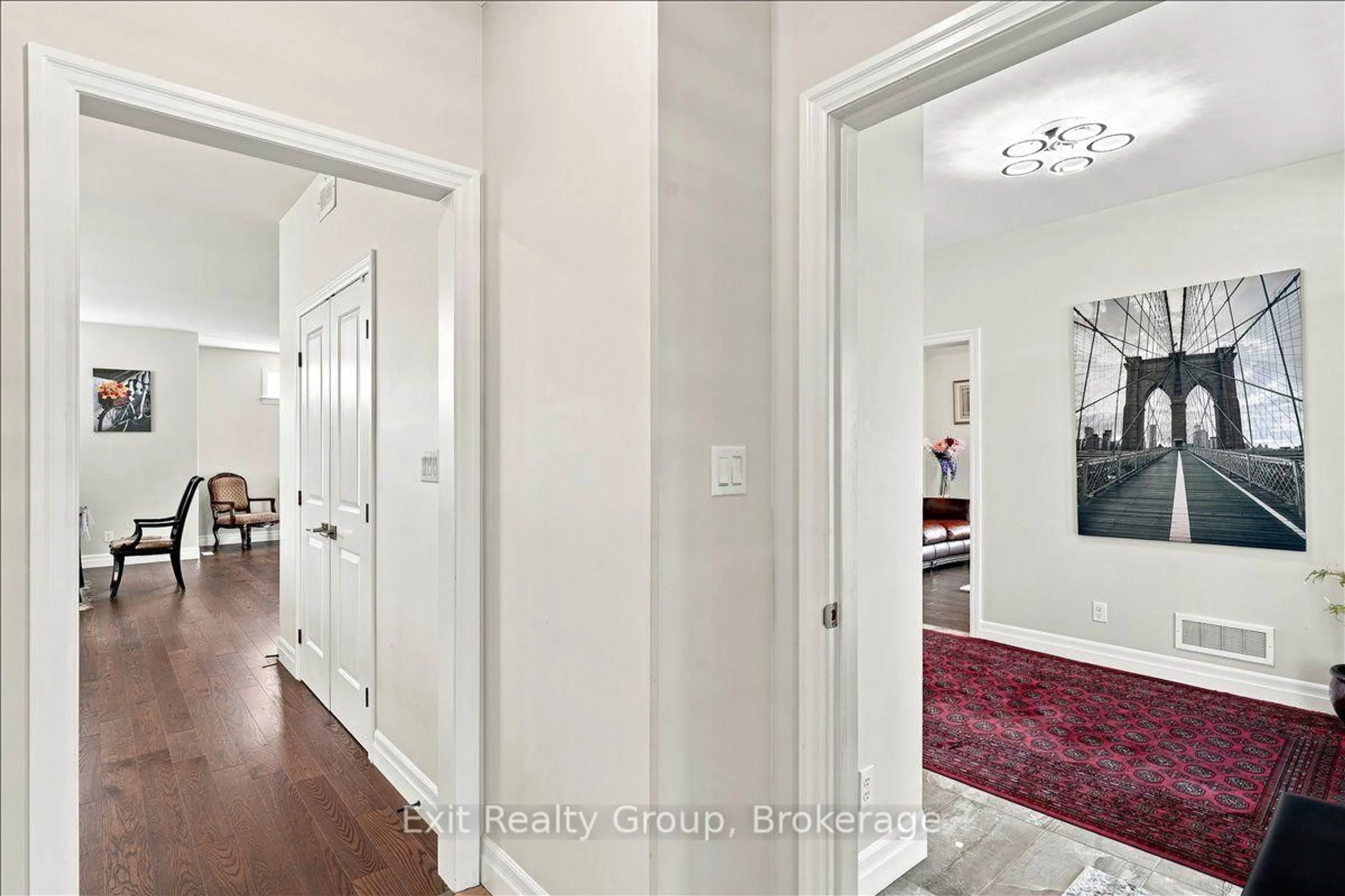 Indoor entryway for 9 Wims Way, Belleville Ontario K8N 0H9