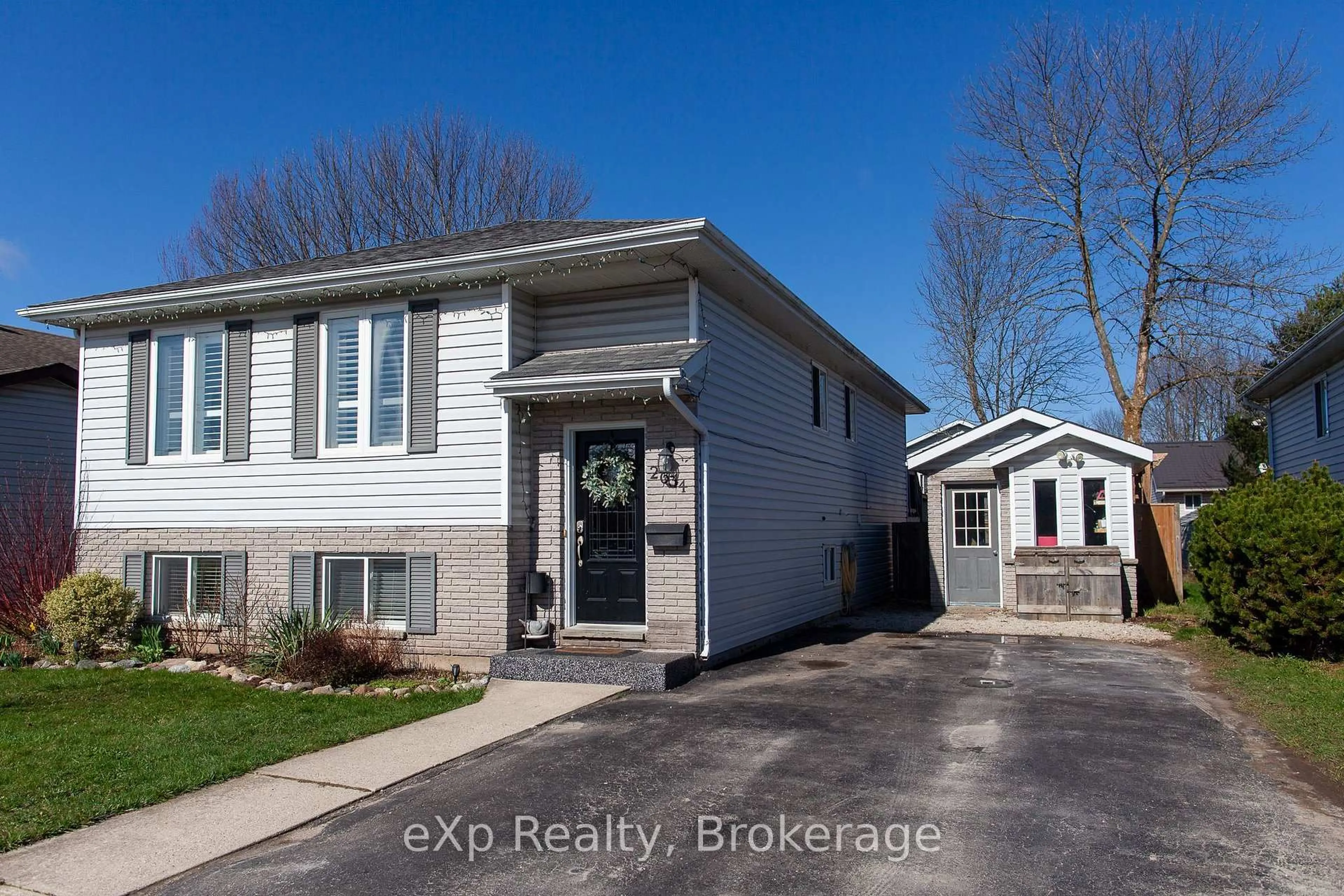 Unknown for 2634 9th Ave, Owen Sound Ontario N4K 6T9