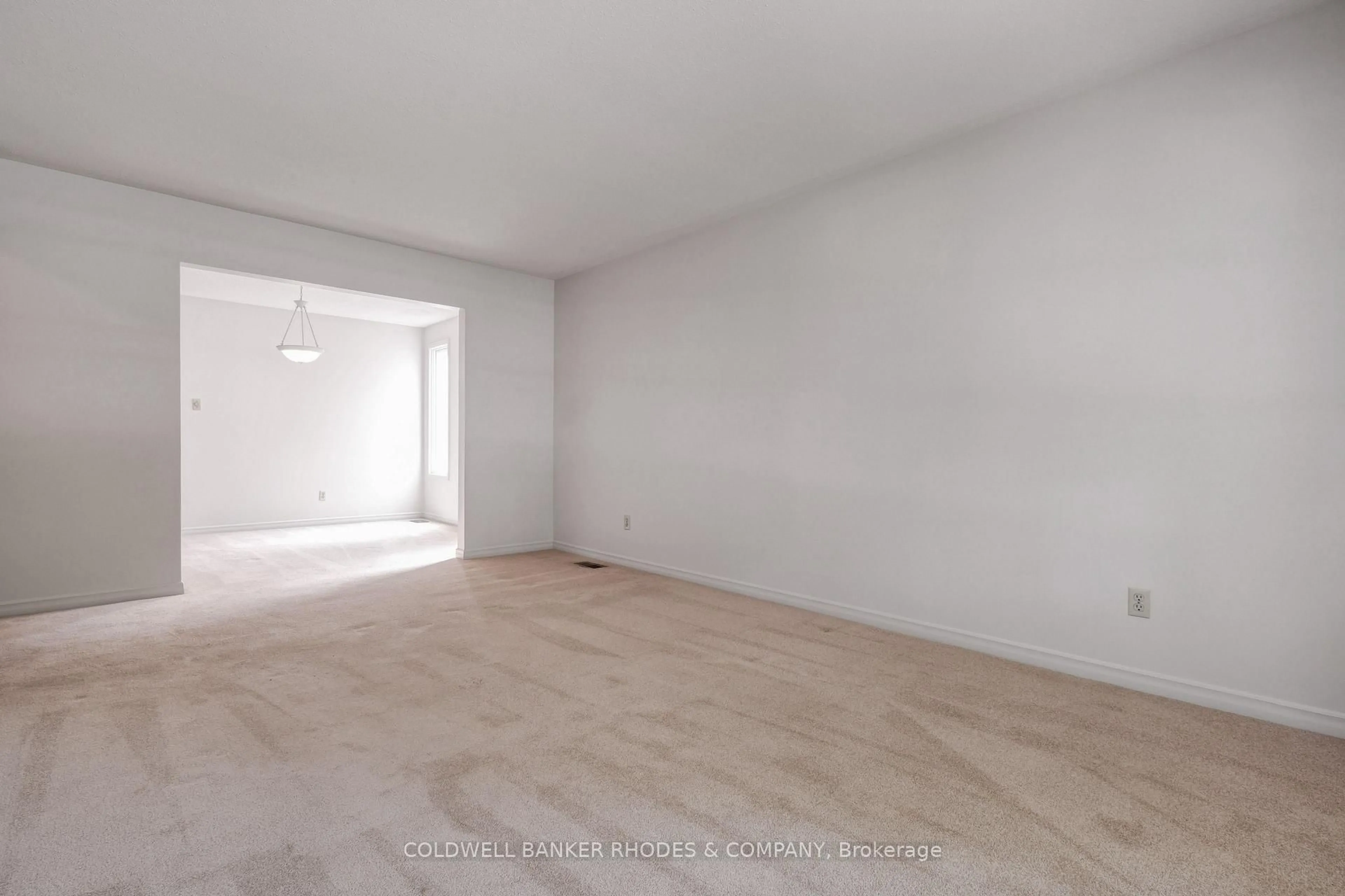 A pic of a room for 6290 Fortune Dr, Orleans Ontario K1C 2B1