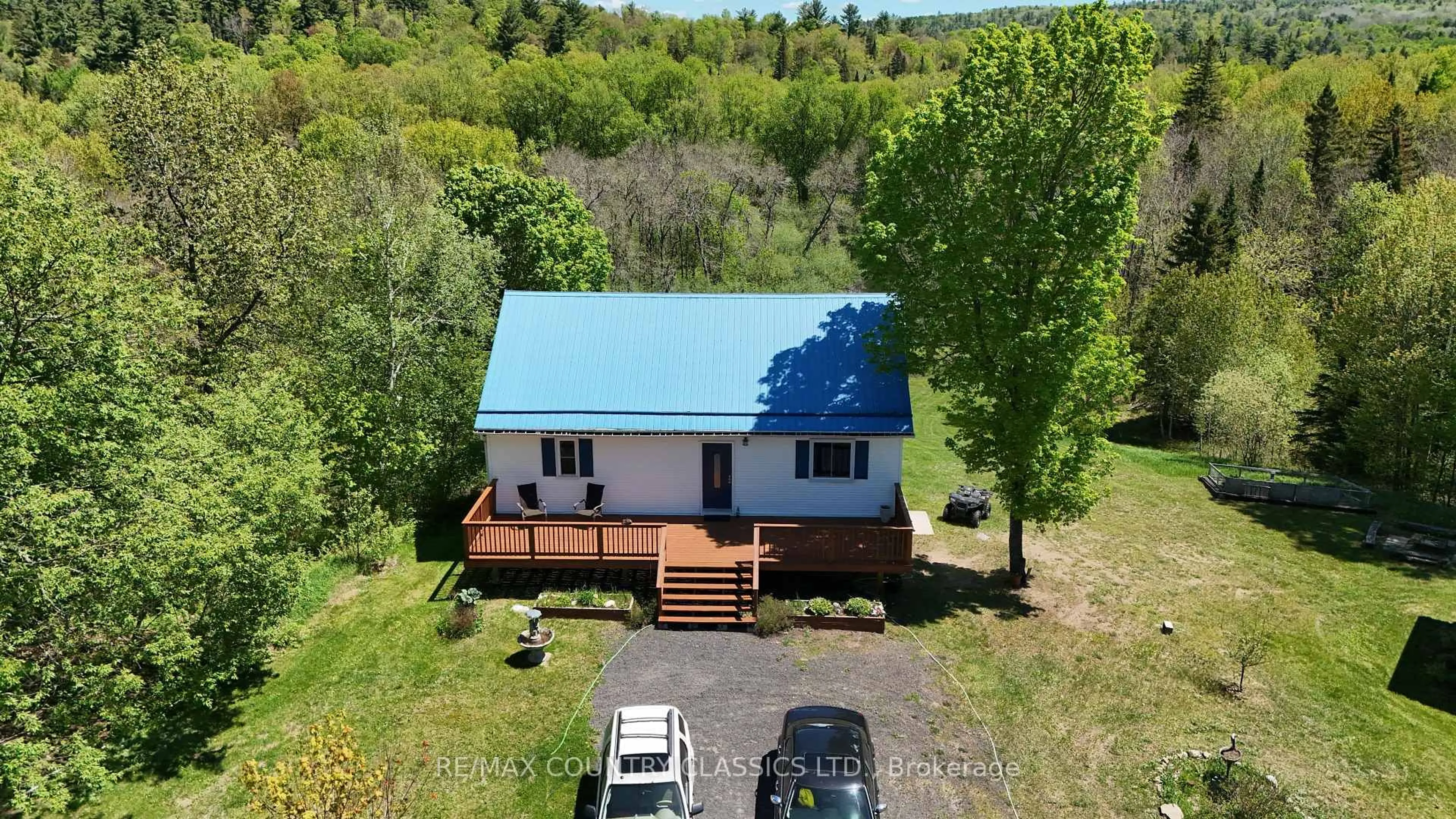 A pic from outside/outdoor area/front of a property/back of a property/a pic from drone, unknown for 529 Mayo Lake Rd, Bancroft Ontario K0L 1C0