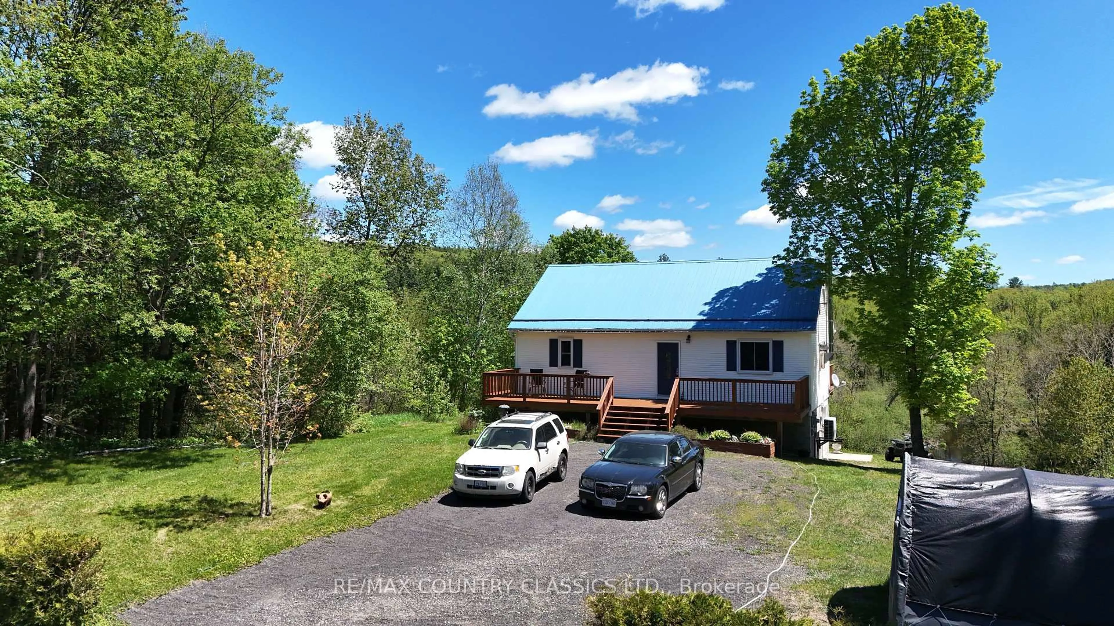 A pic from outside/outdoor area/front of a property/back of a property/a pic from drone, unknown for 529 Mayo Lake Rd, Bancroft Ontario K0L 1C0