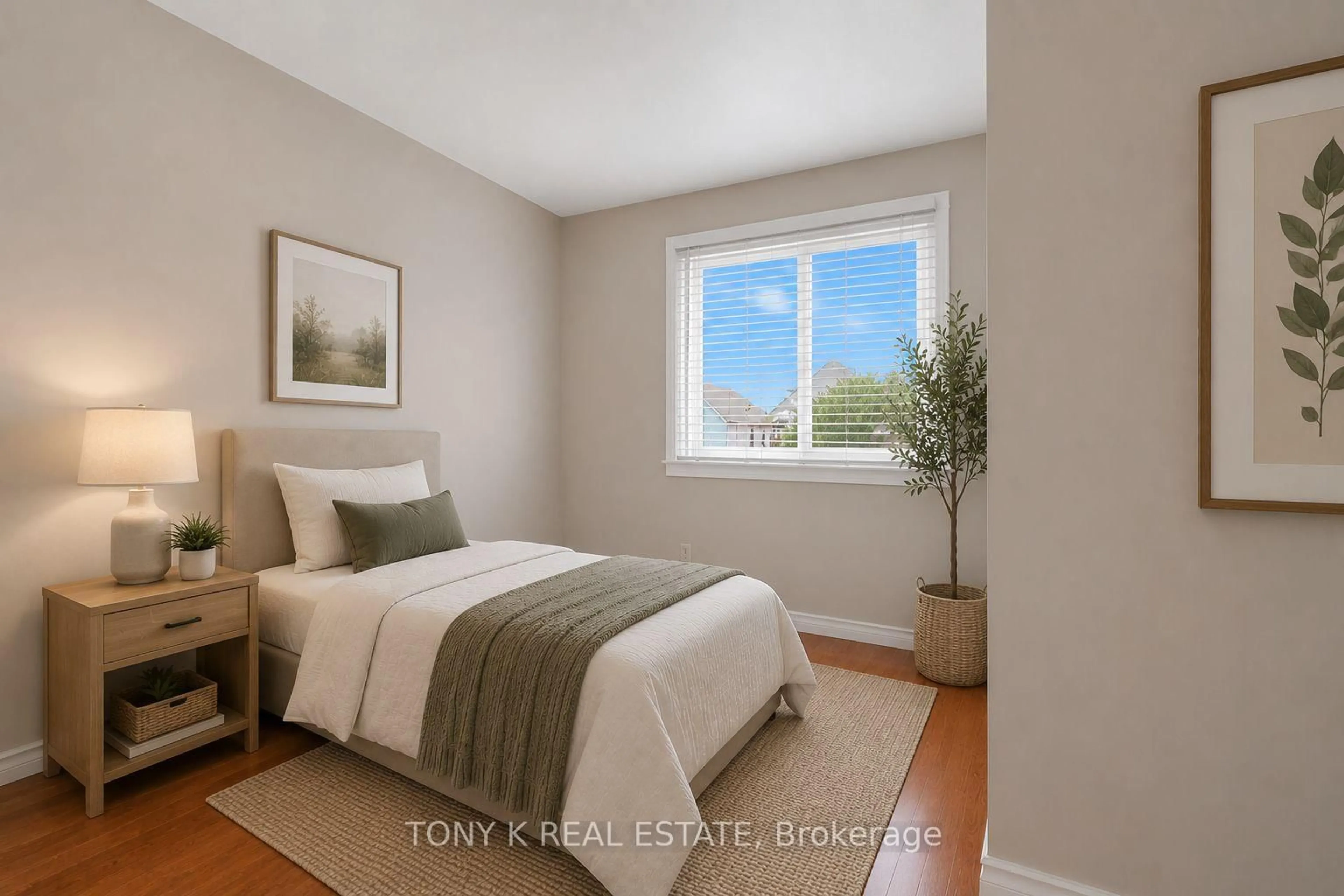 Bedroom with bed, unknown for 420 Waverly St, Hamilton Ontario L8H 6R4