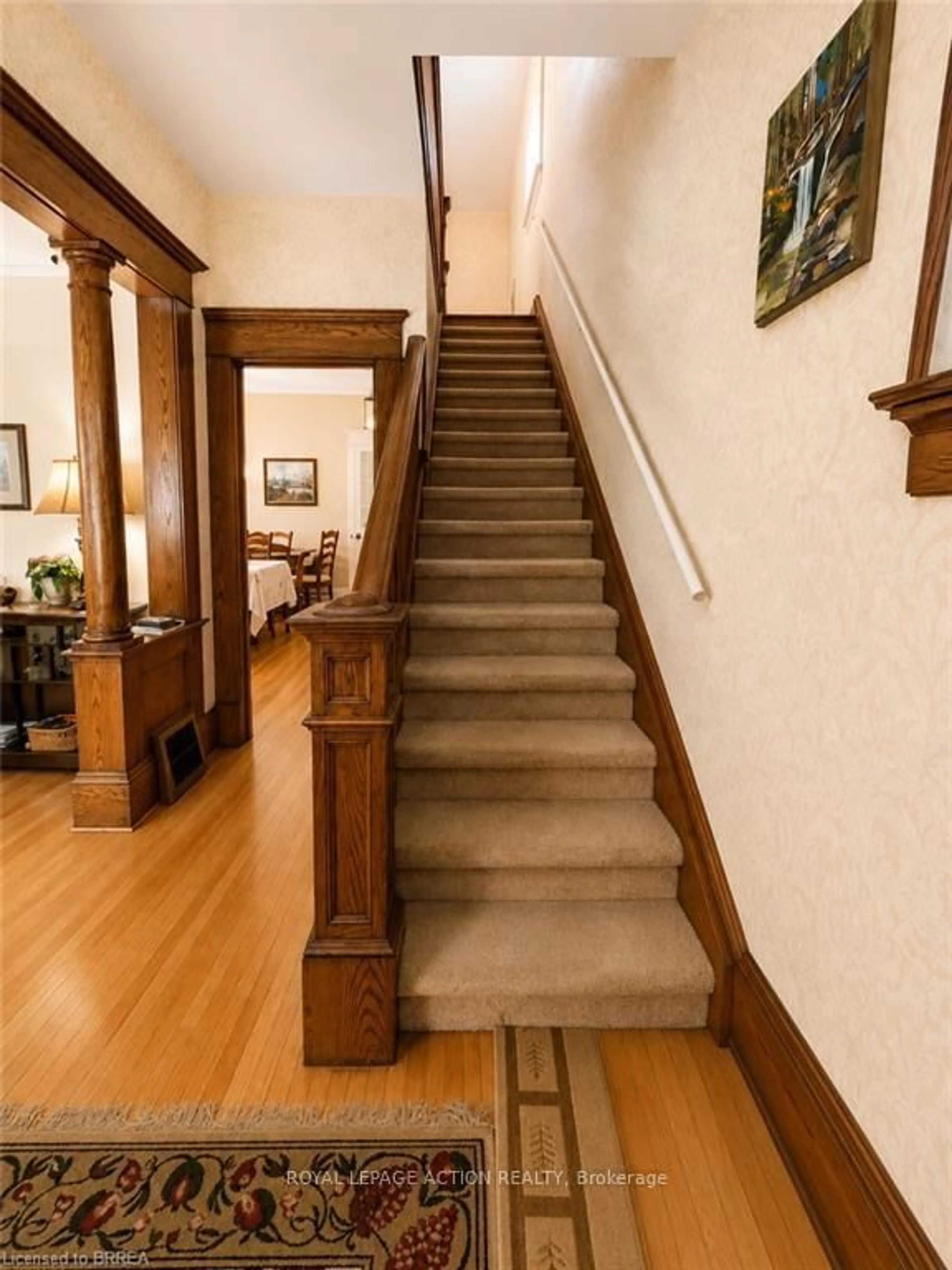 Unknown for 49 Palmerston Ave, Brantford Ontario N3T 4L1