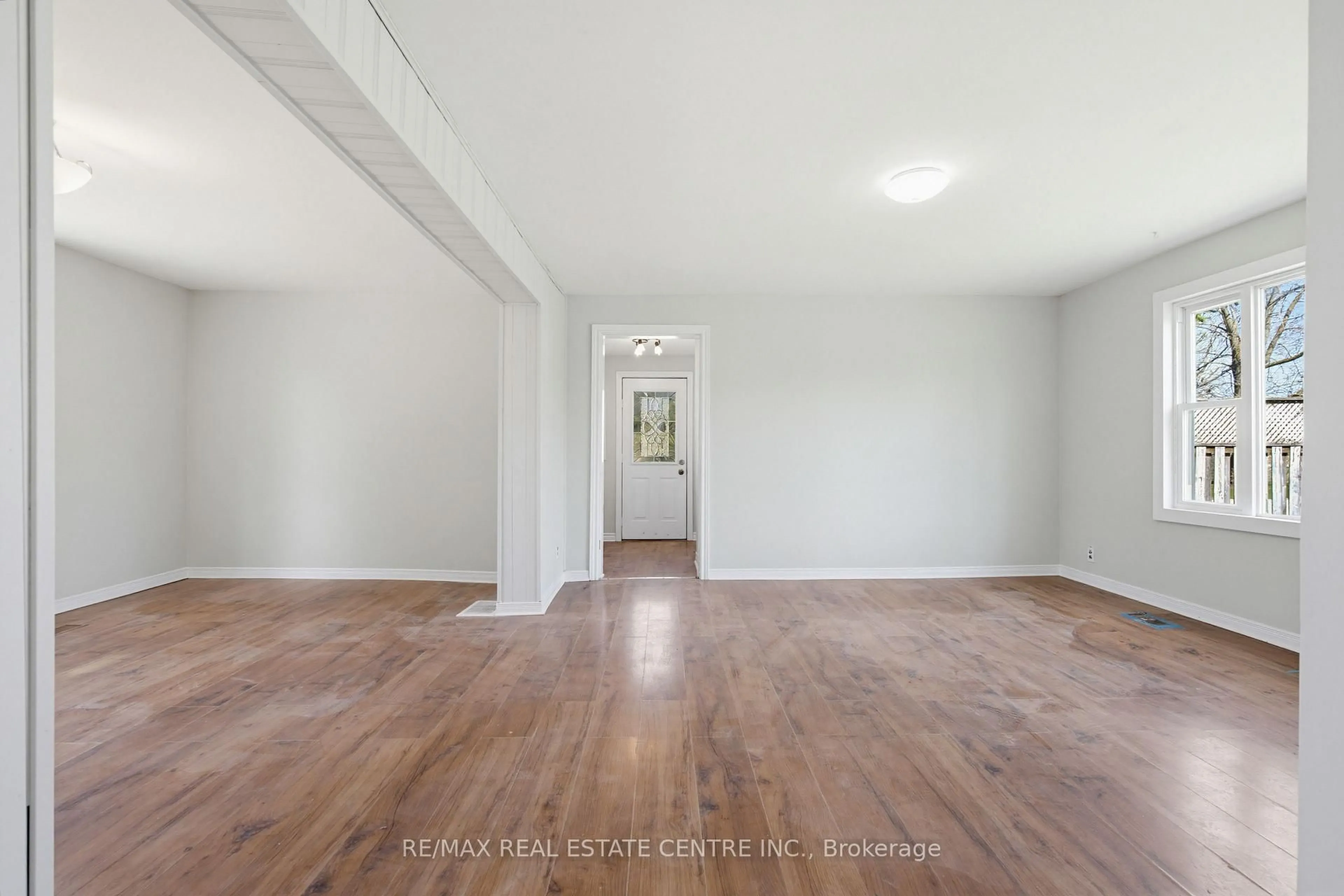 A pic of a room for 191290 13th Line, East Garafraxa Ontario L9W 7B5