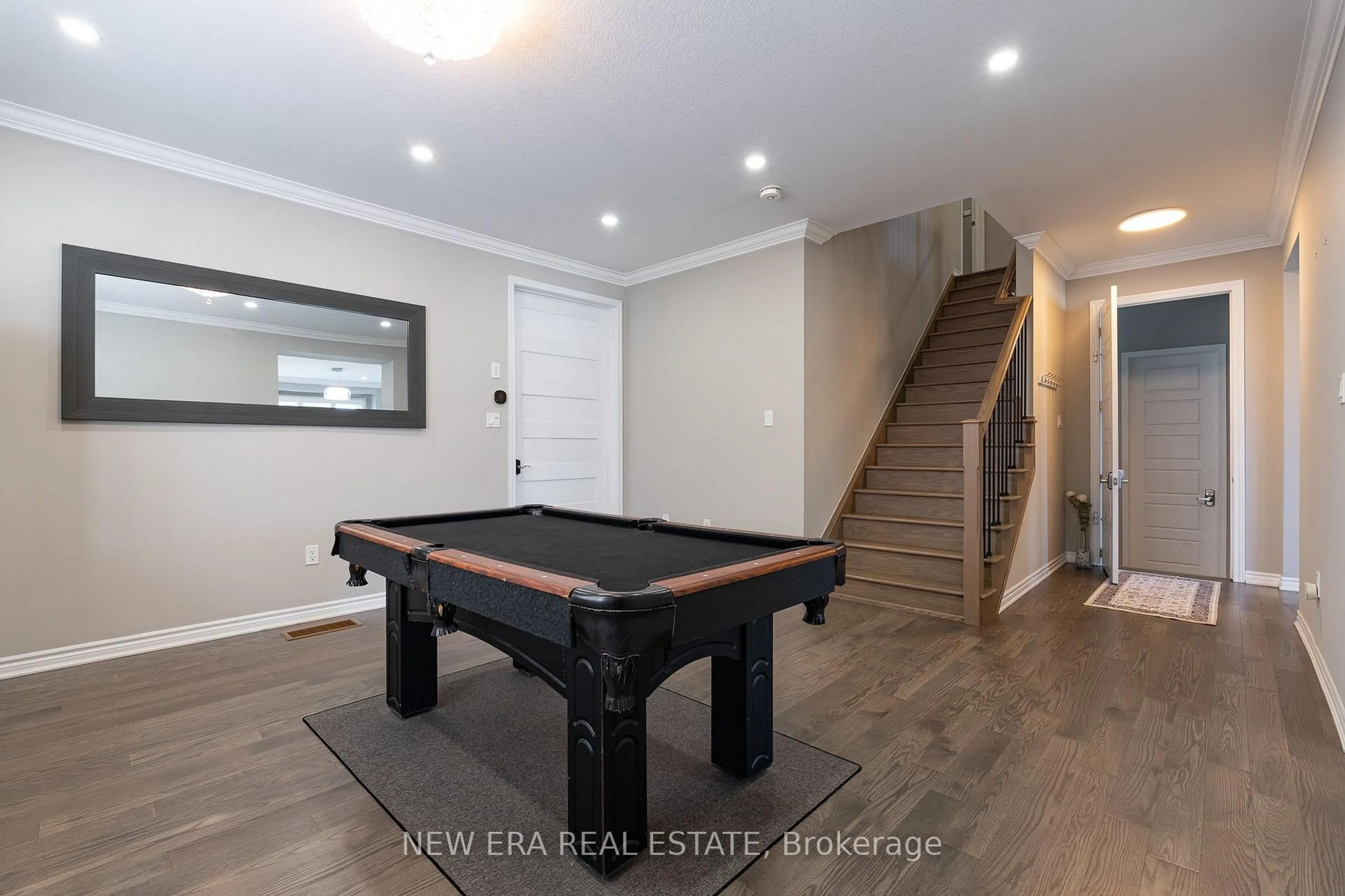 Unknown for 455 Equestrian Way, Cambridge Ontario N3E 0B6