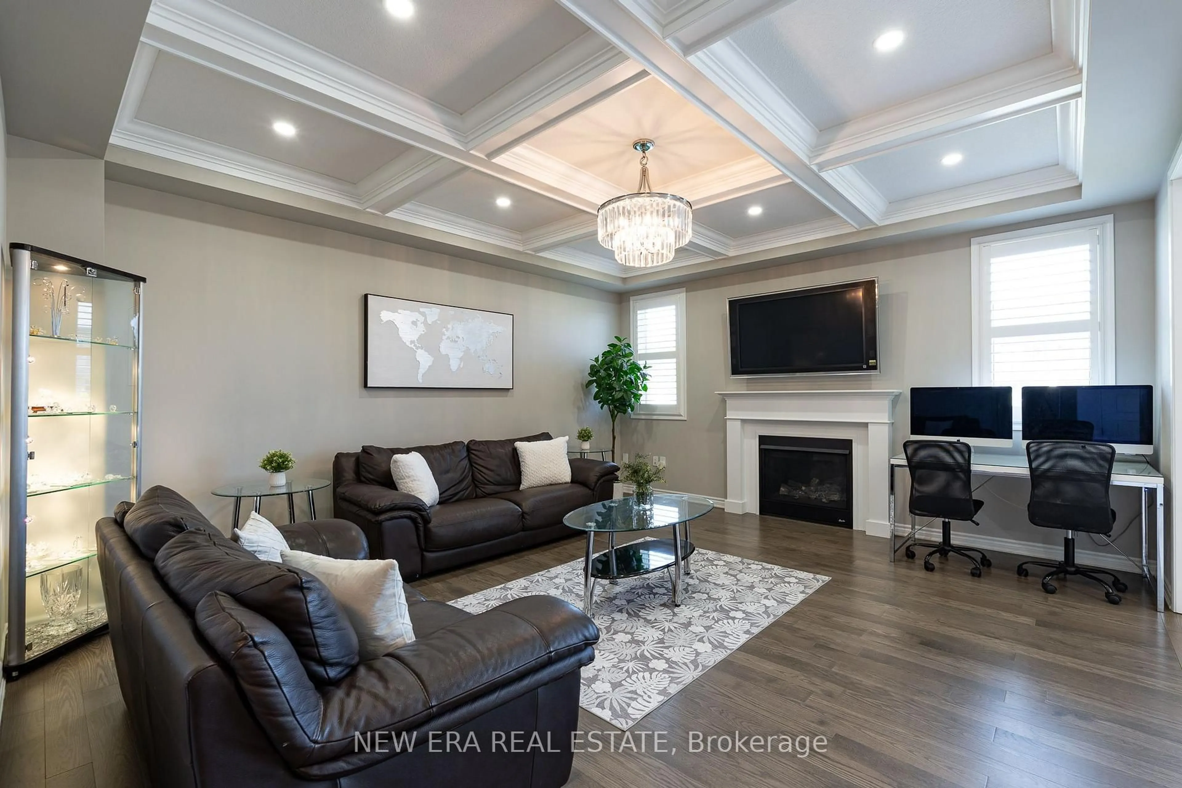 Living room with furniture, unknown for 455 Equestrian Way, Cambridge Ontario N3E 0B6