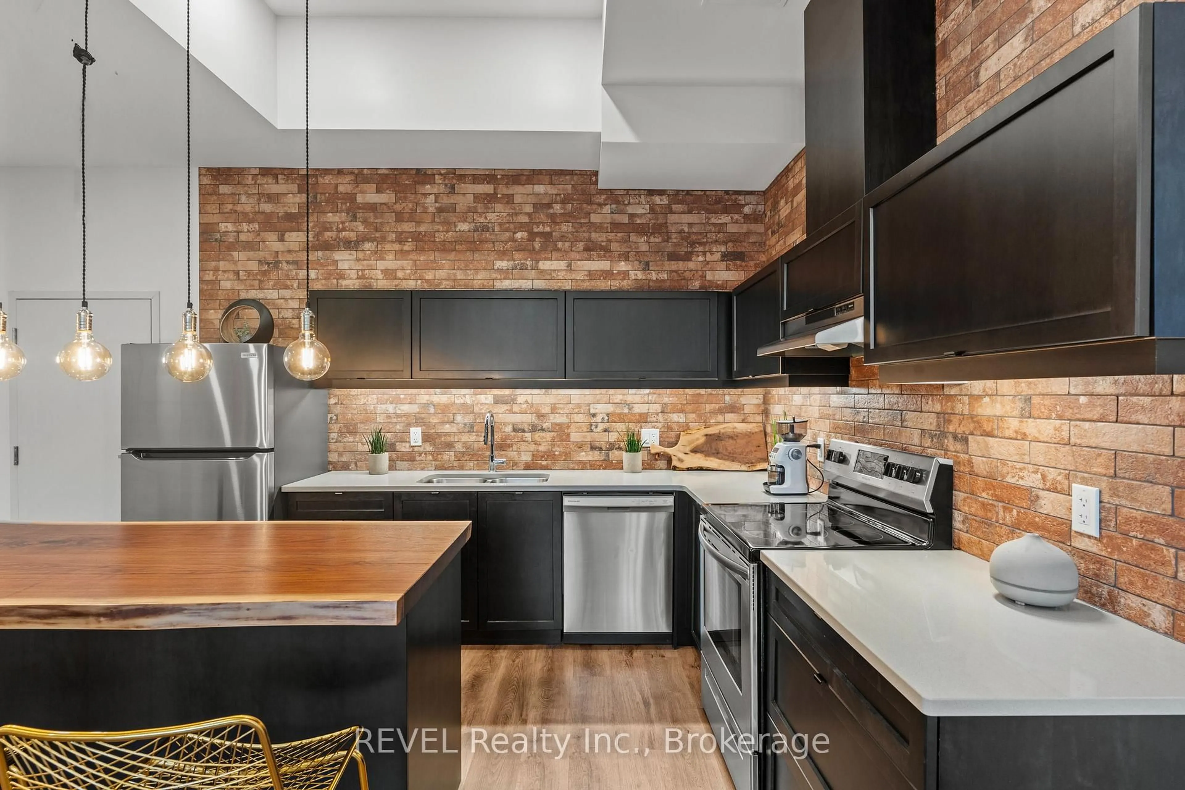 Contemporary kitchen, ceramic/tile floor for 405 Merritt St #3, St. Catharines Ontario L2P 1P5