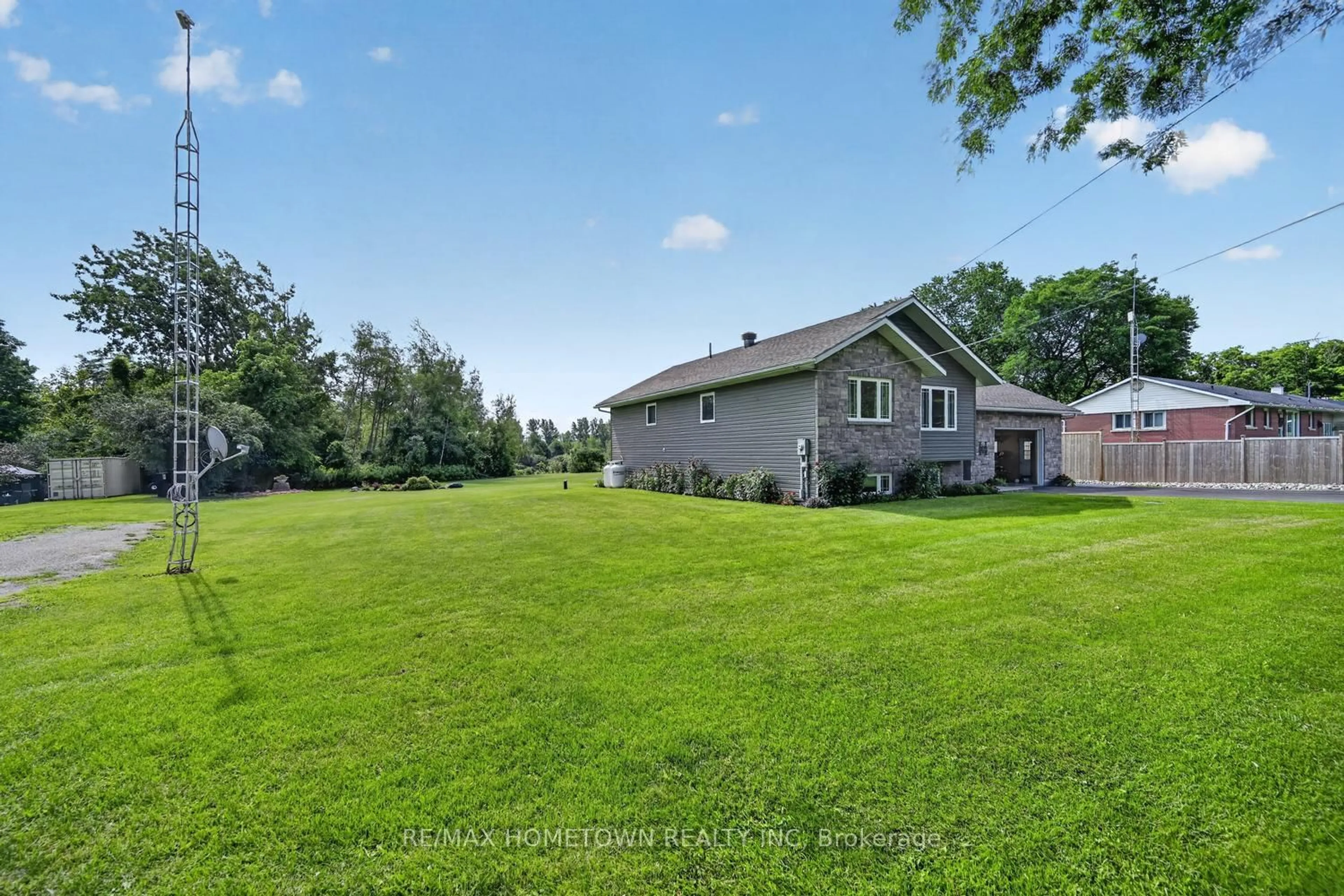 A pic from outside/outdoor area/front of a property/back of a property/a pic from drone, water/lake/river/ocean view for 2915 2nd Concession, Elizabethtown-Kitley Ontario K6V 5T1