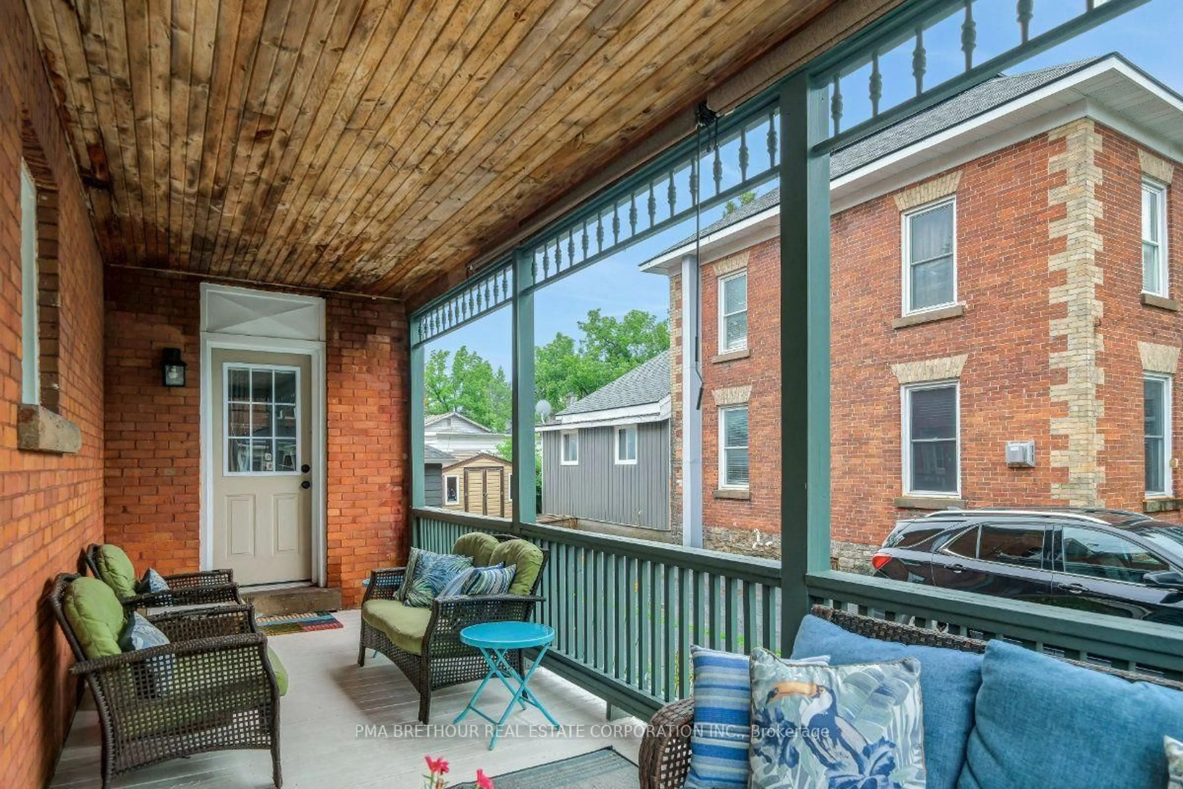 Patio, street for 8 North St, Perth Ontario K7H 2S3