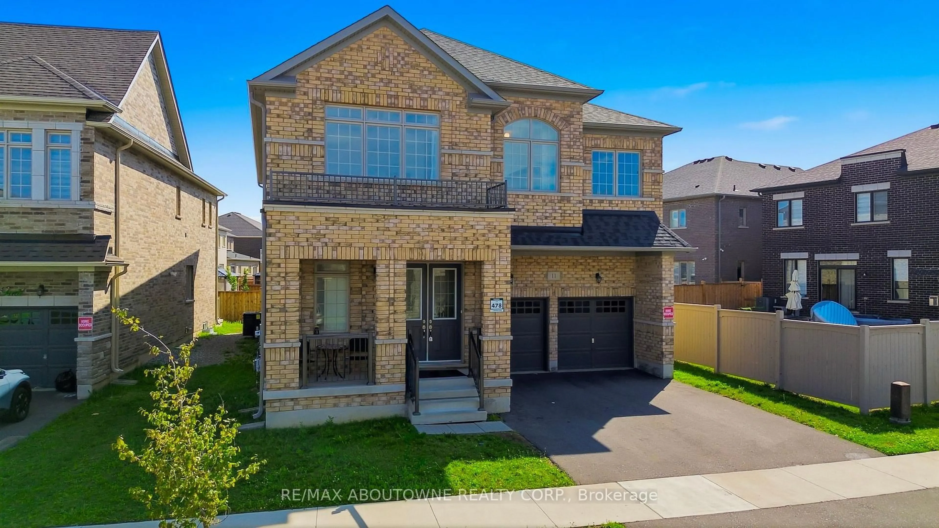Home with brick exterior material, street for 11 Grierson Tr, Hamilton Ontario L8B 1X5