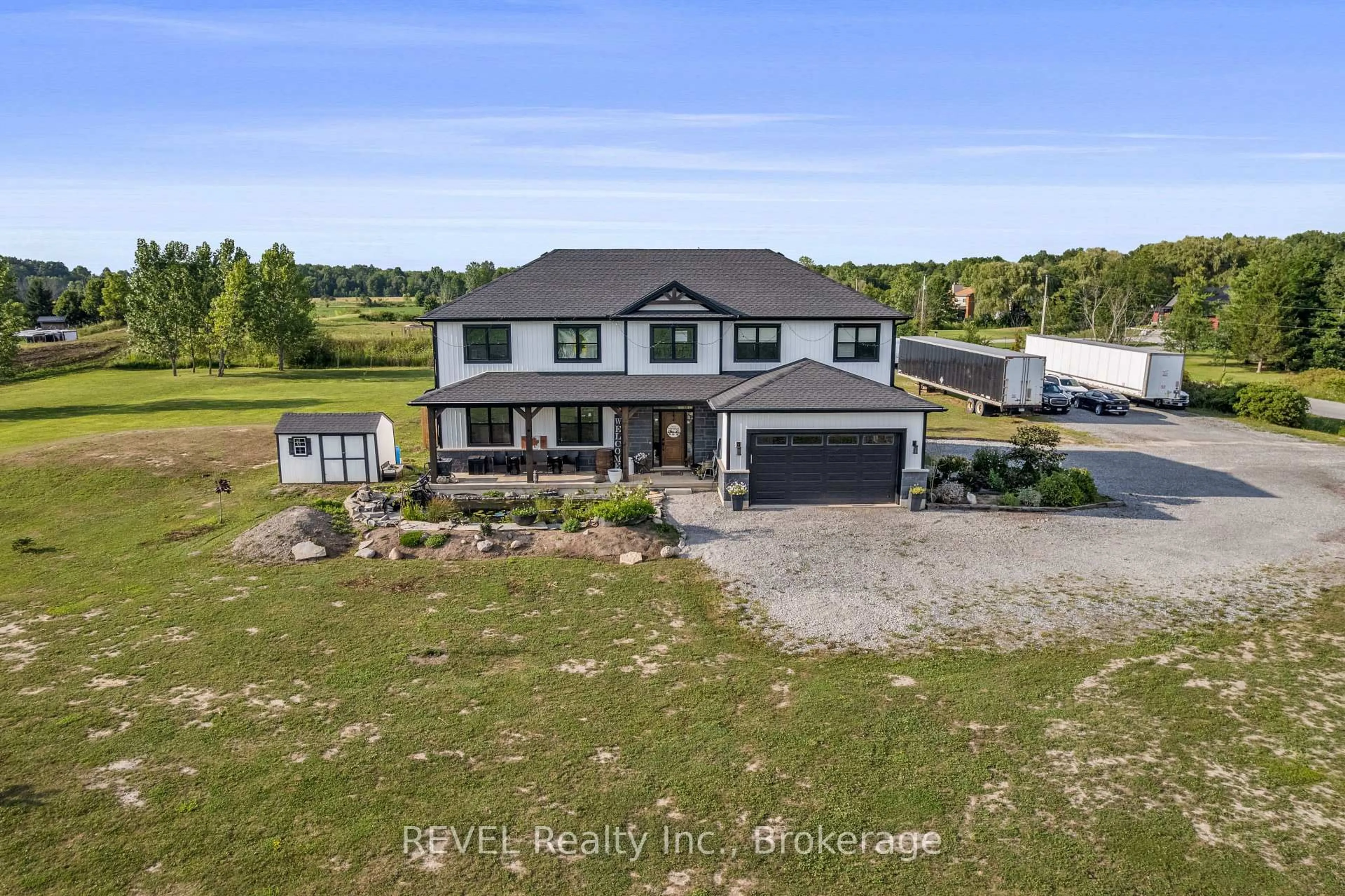 A pic from outside/outdoor area/front of a property/back of a property/a pic from drone, water/lake/river/ocean view for 50802 O'Reilly's Rd, Wainfleet Ontario L0S 1V0